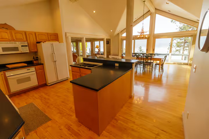 22700 Northaire Lane