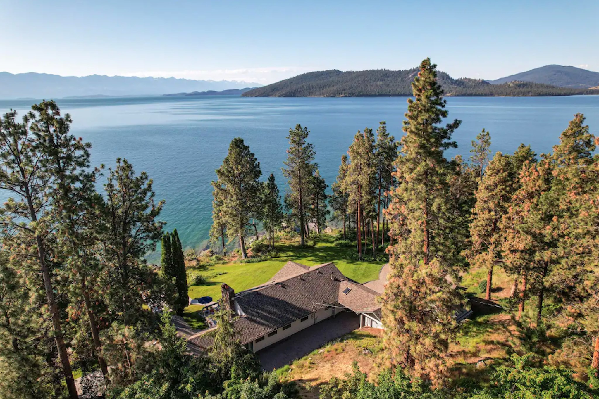 22700 Northaire Lane