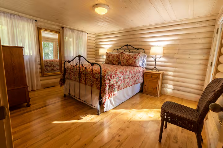 22700 Northaire Lane