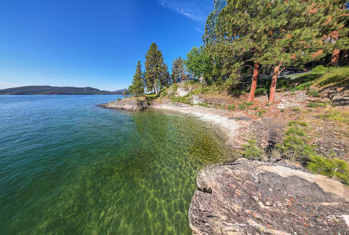 22700 Northaire Lane