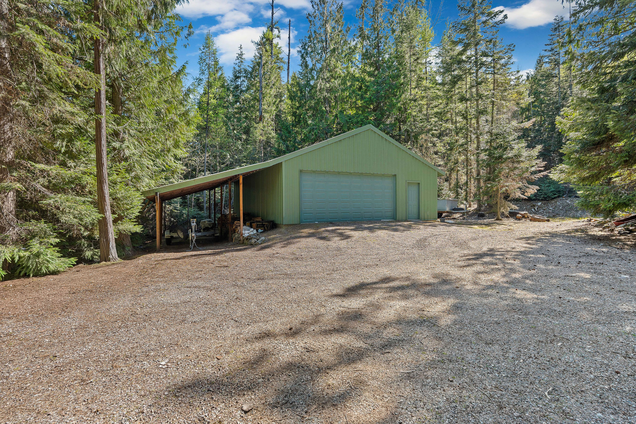17562 W Swan Shores Road