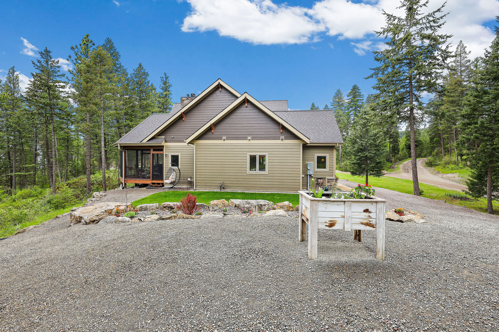 156 Goldenview Lane