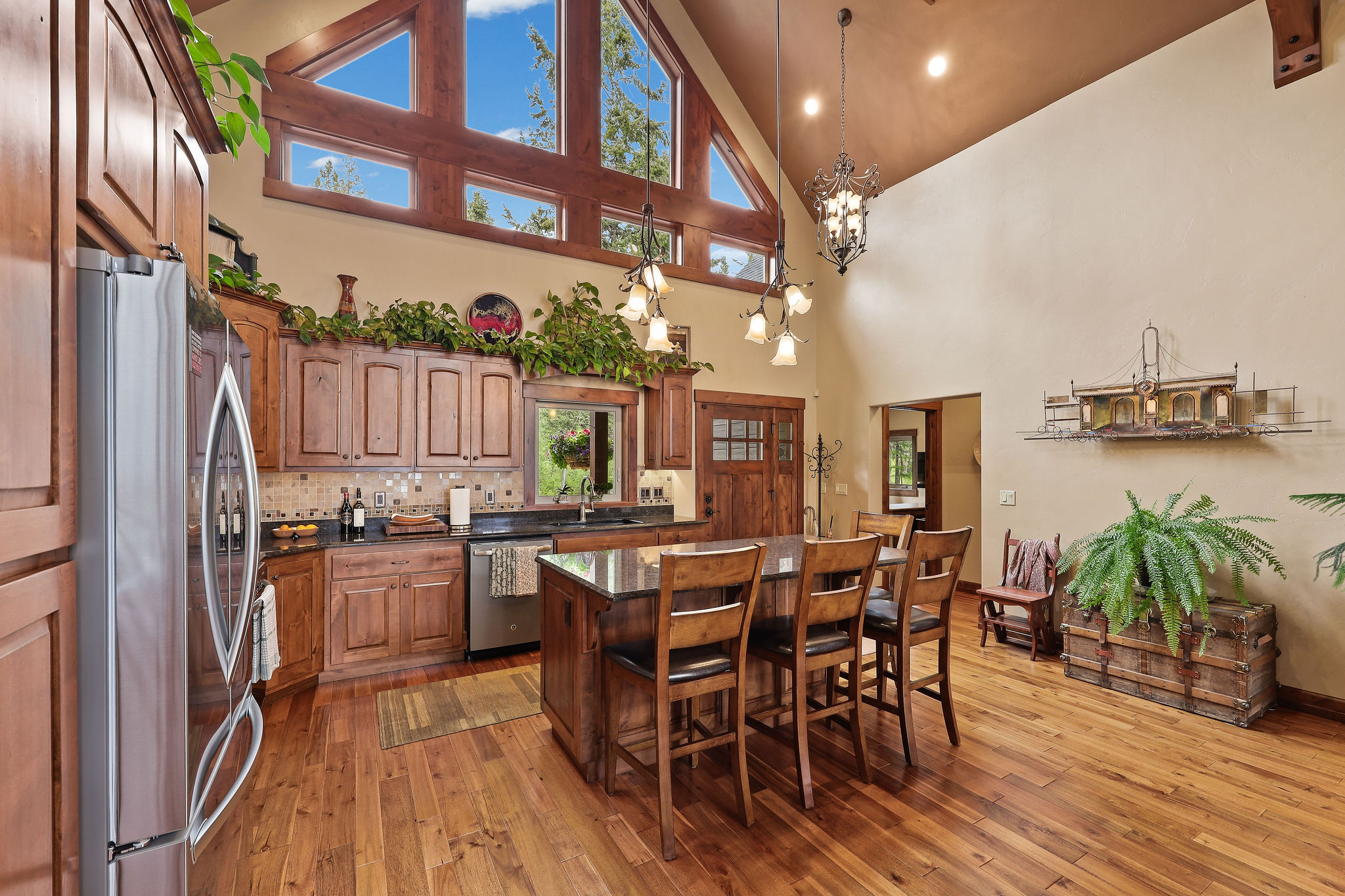 156 Goldenview Lane