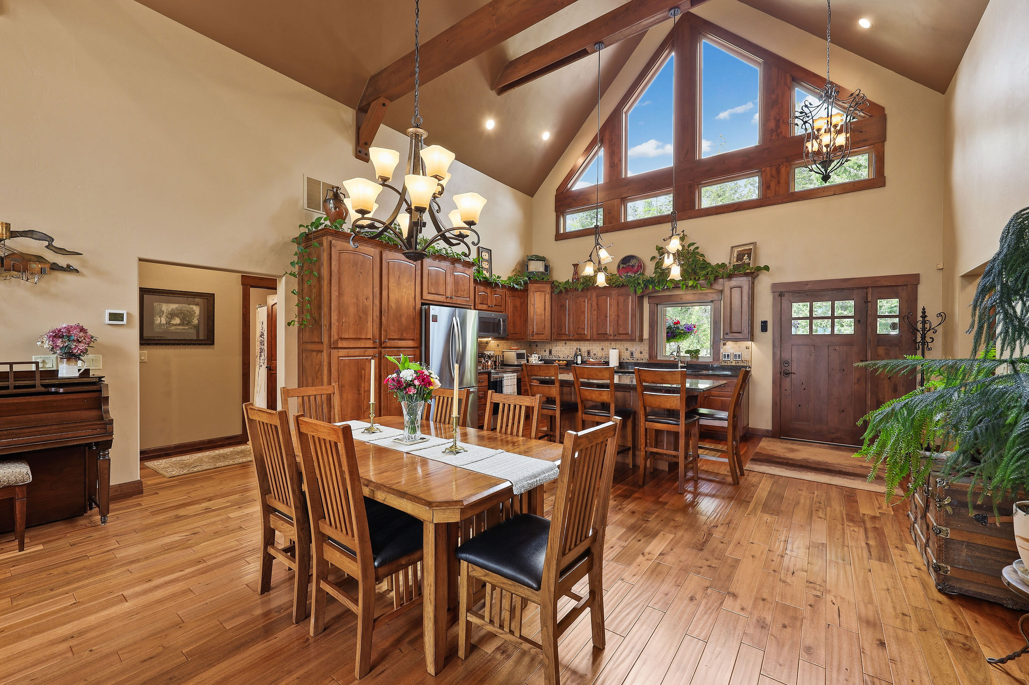 156 Goldenview Lane