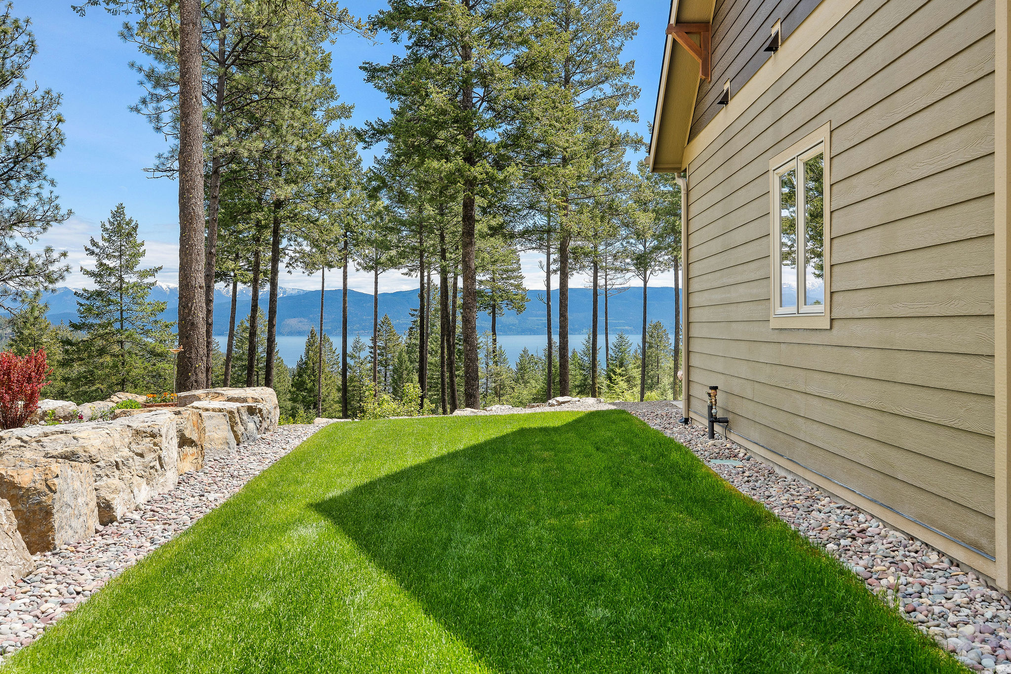 156 Goldenview Lane