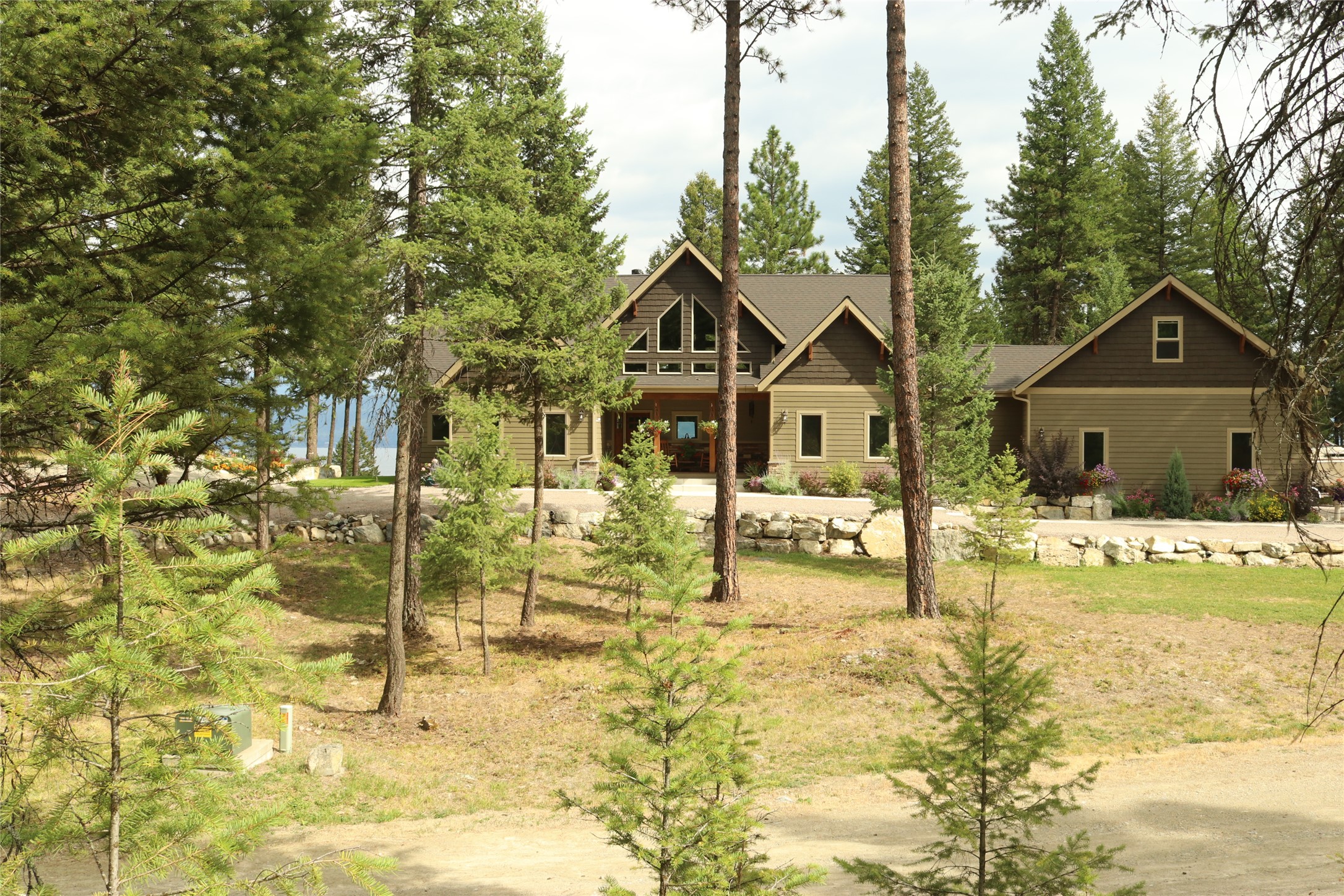 156 Goldenview Lane