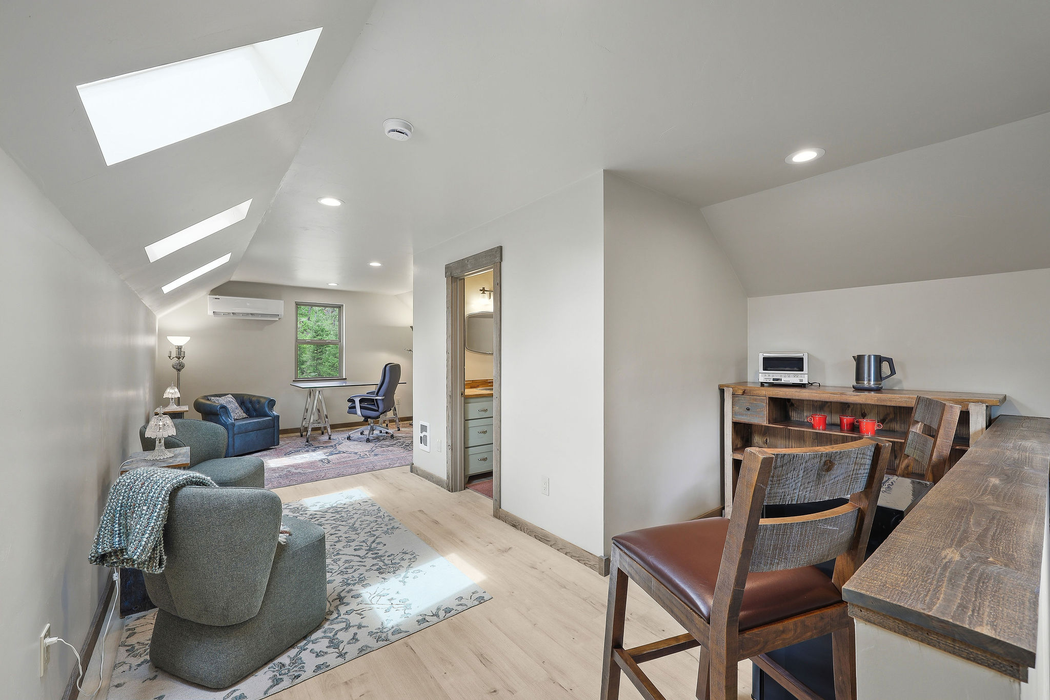 156 Goldenview Lane