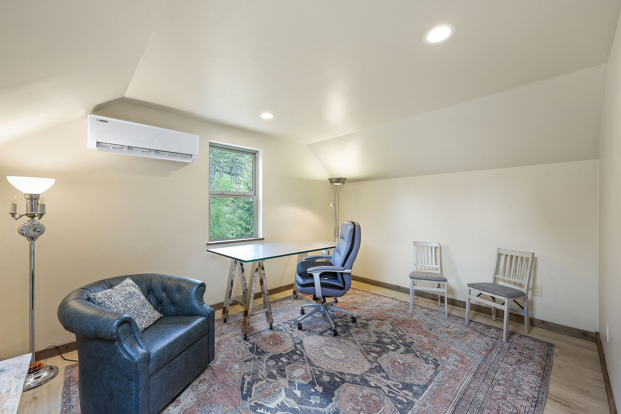 156 Goldenview Lane