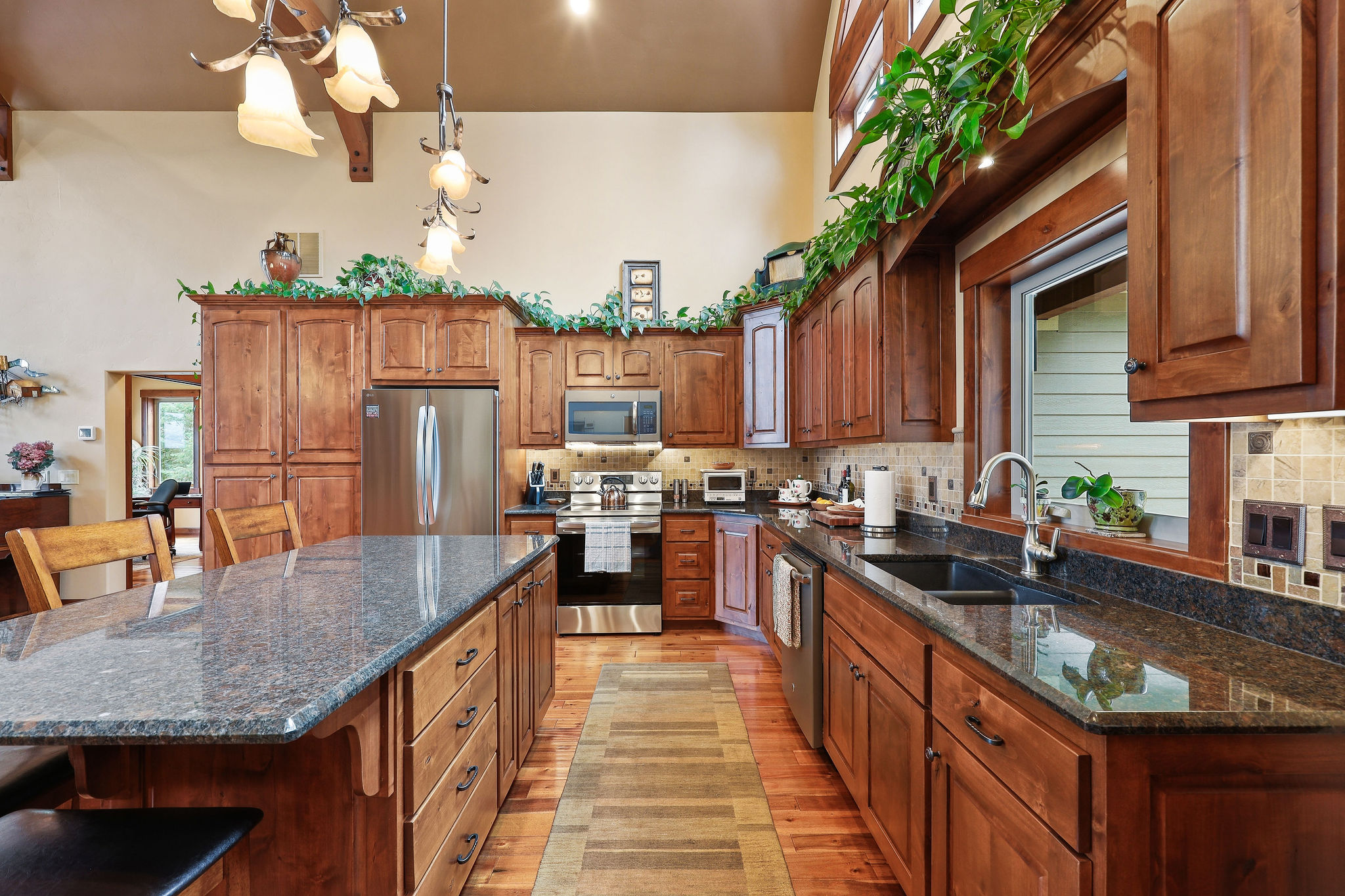 156 Goldenview Lane