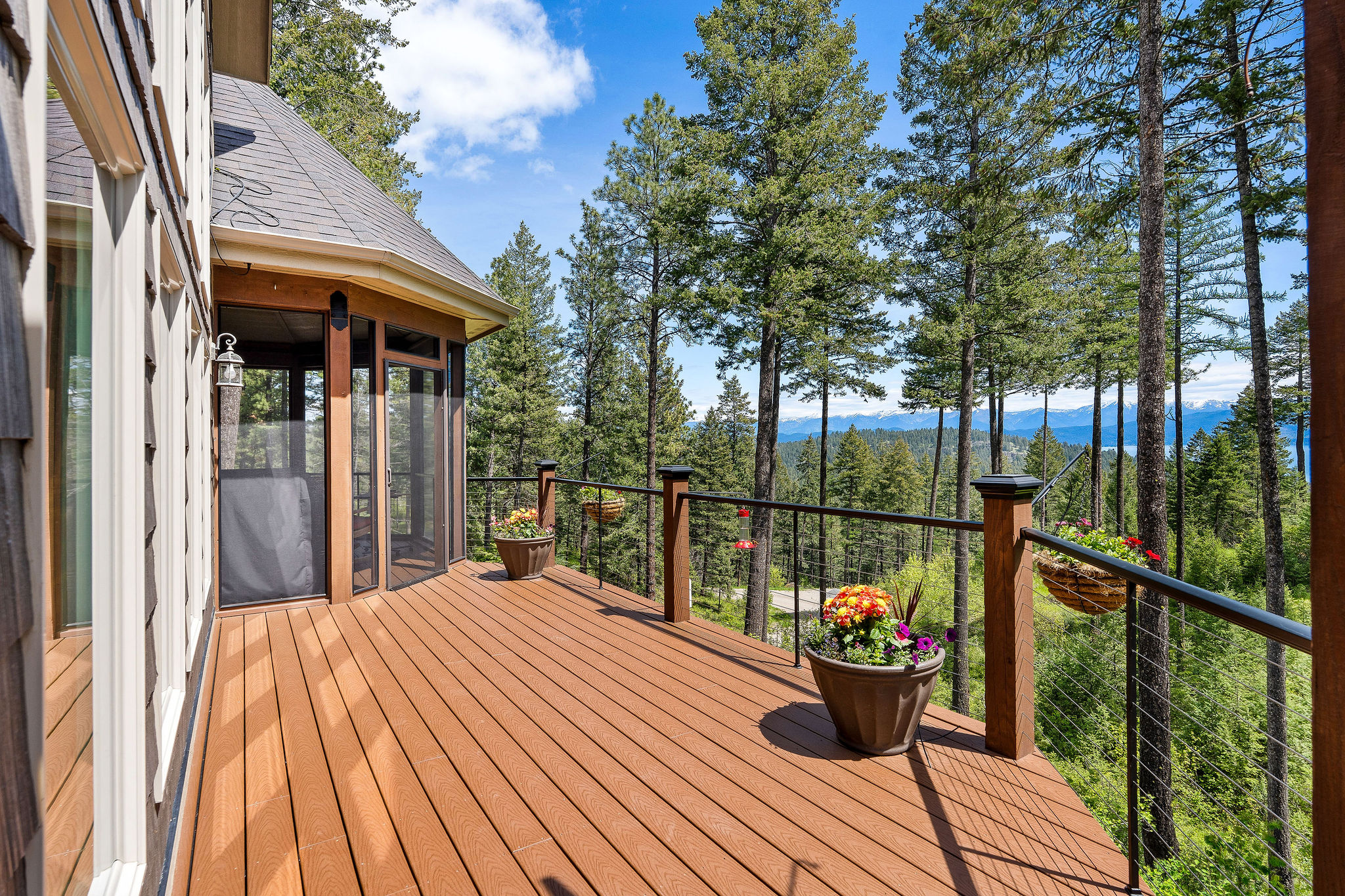 156 Goldenview Lane