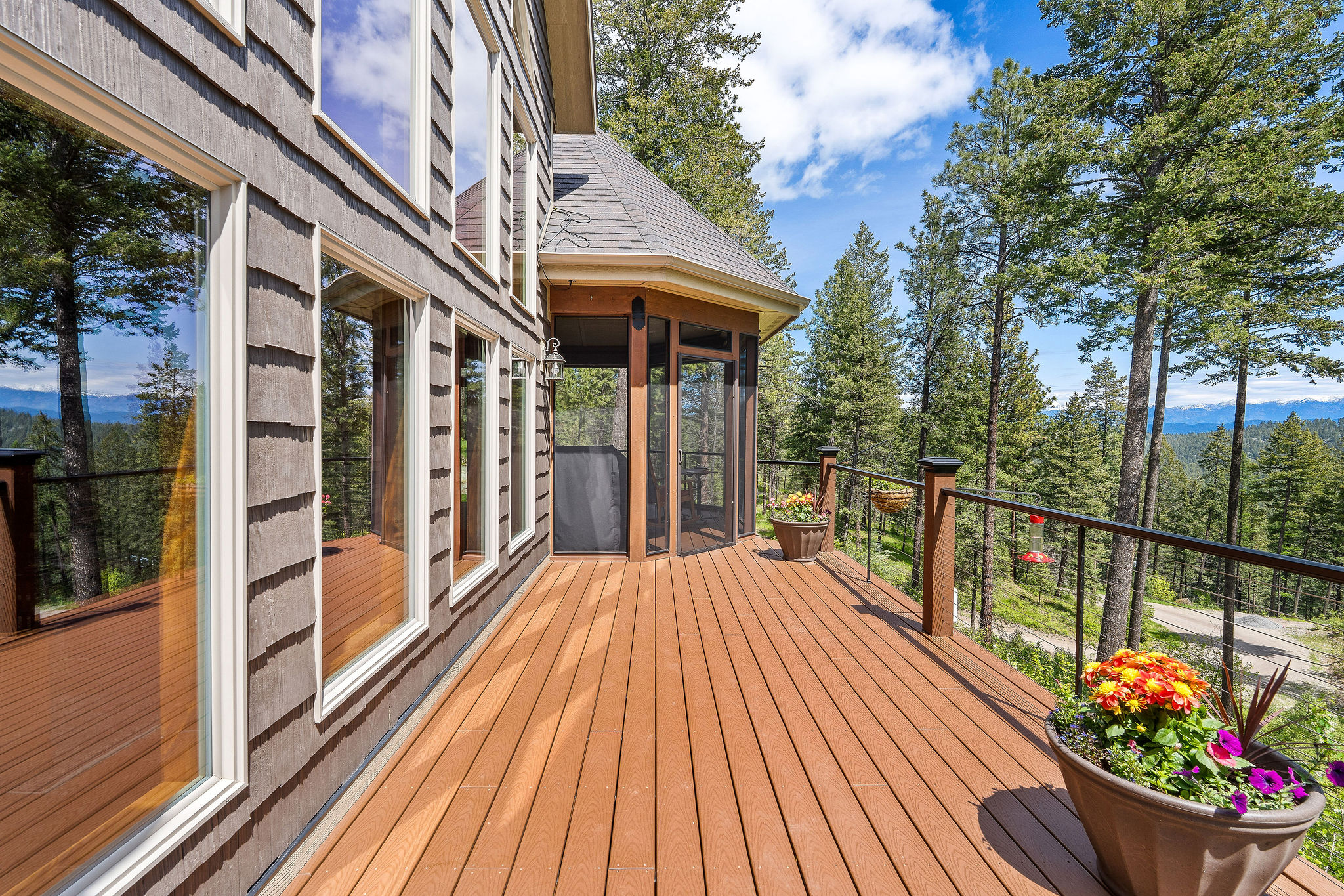 156 Goldenview Lane