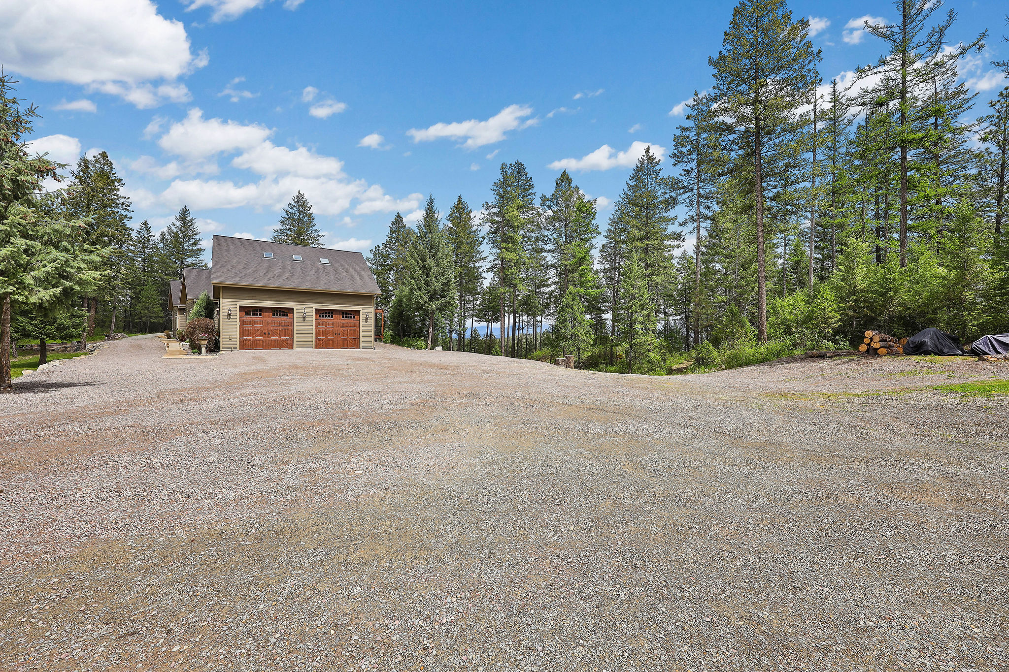 156 Goldenview Lane