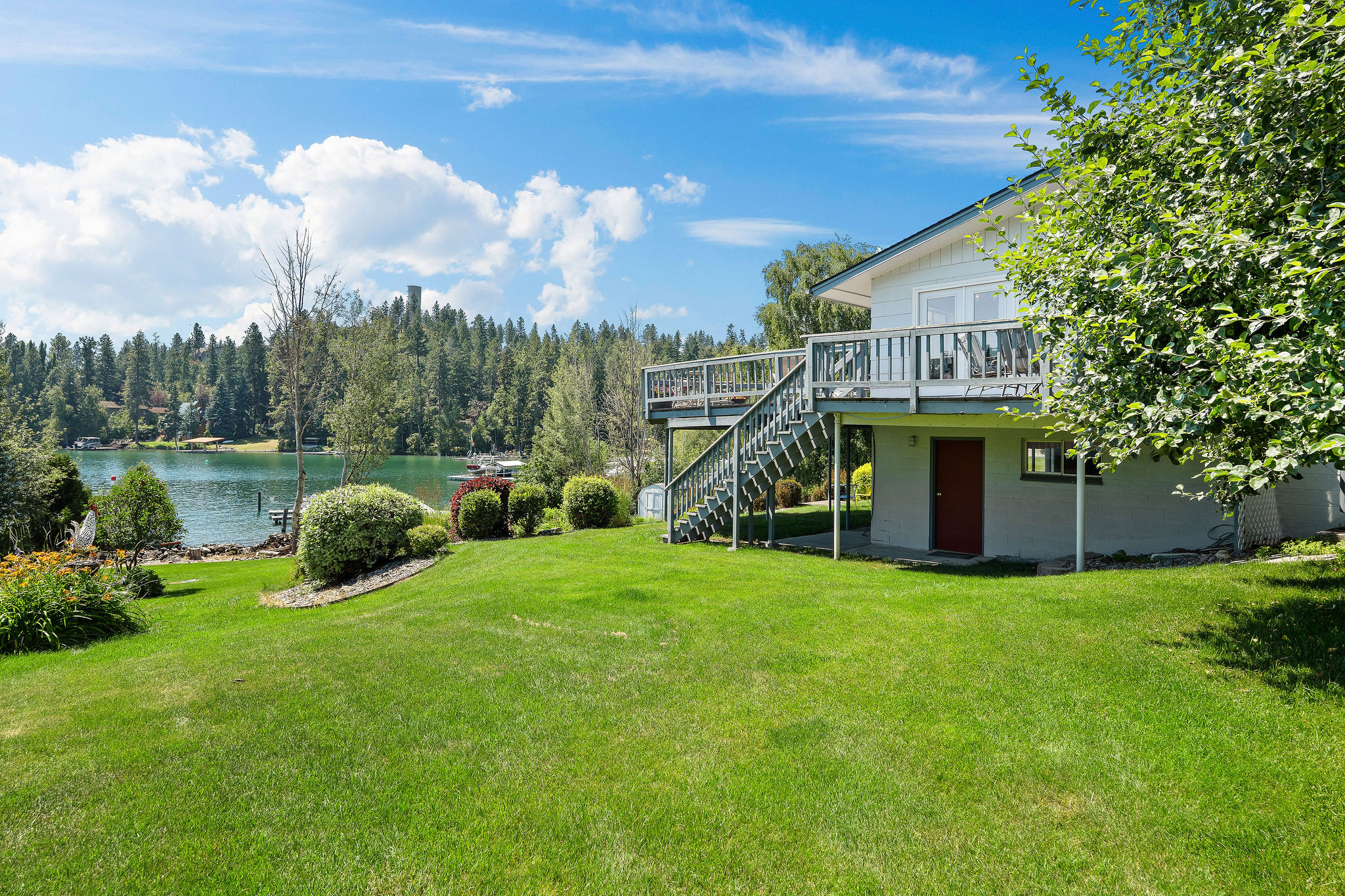 205 Lakeshore Drive