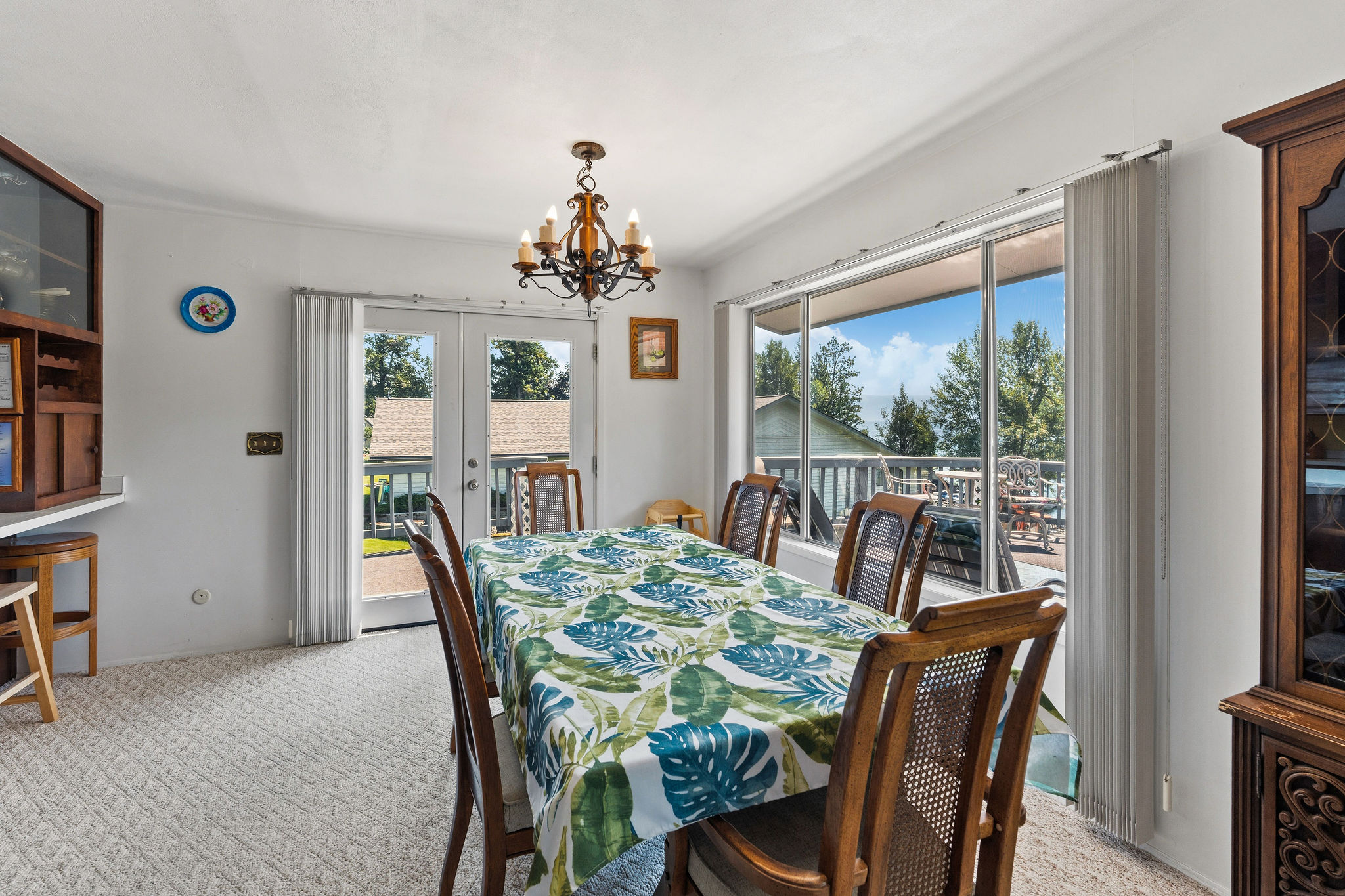 205 Lakeshore Drive