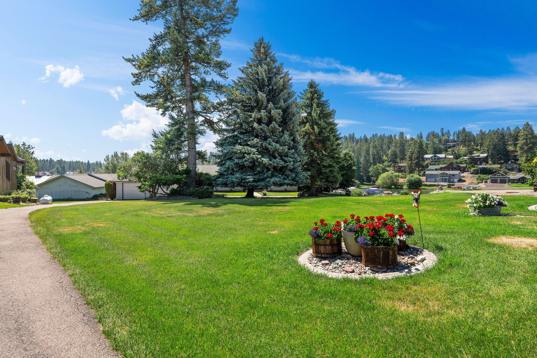 205 Lakeshore Drive