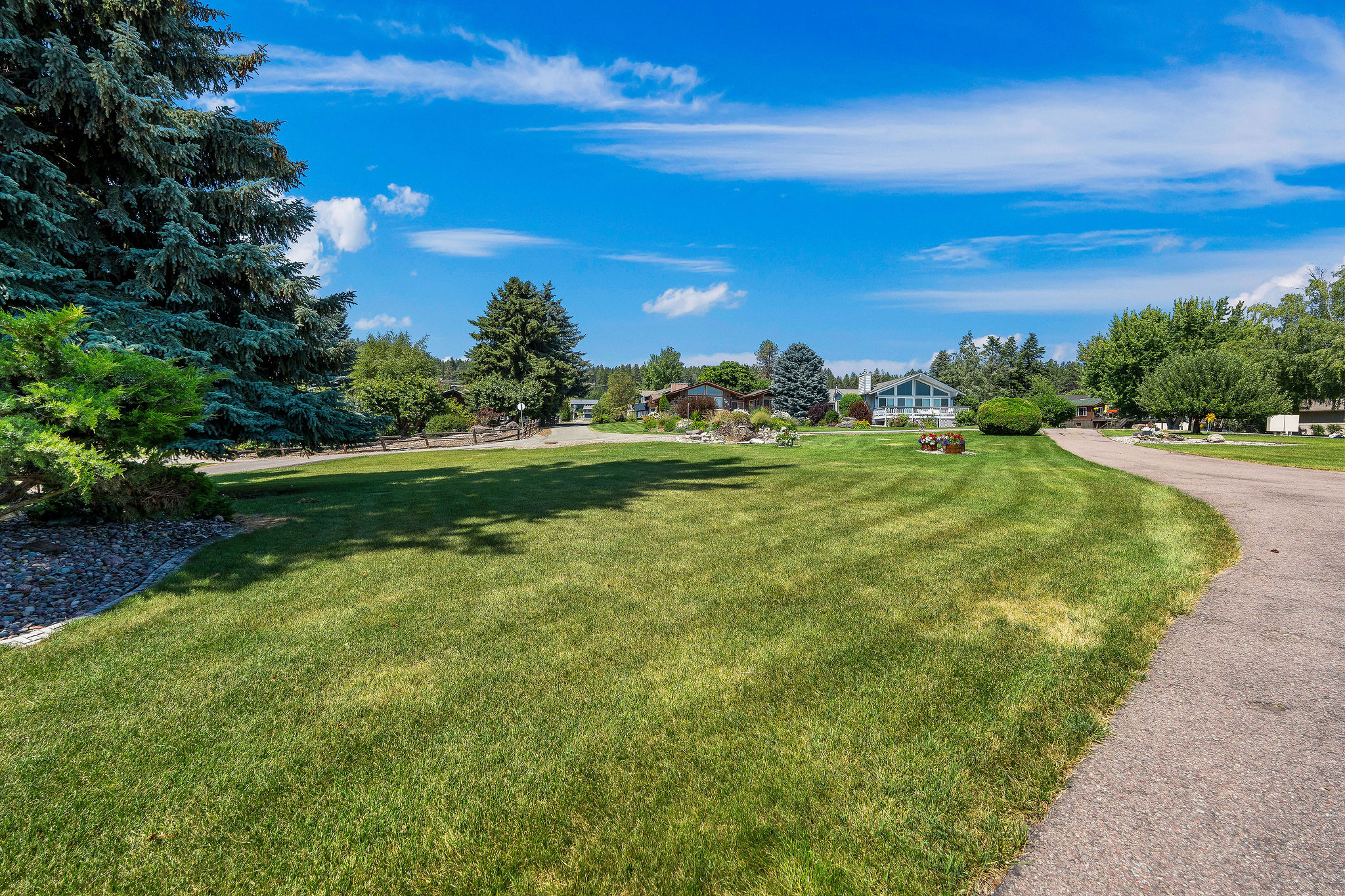 205 Lakeshore Drive