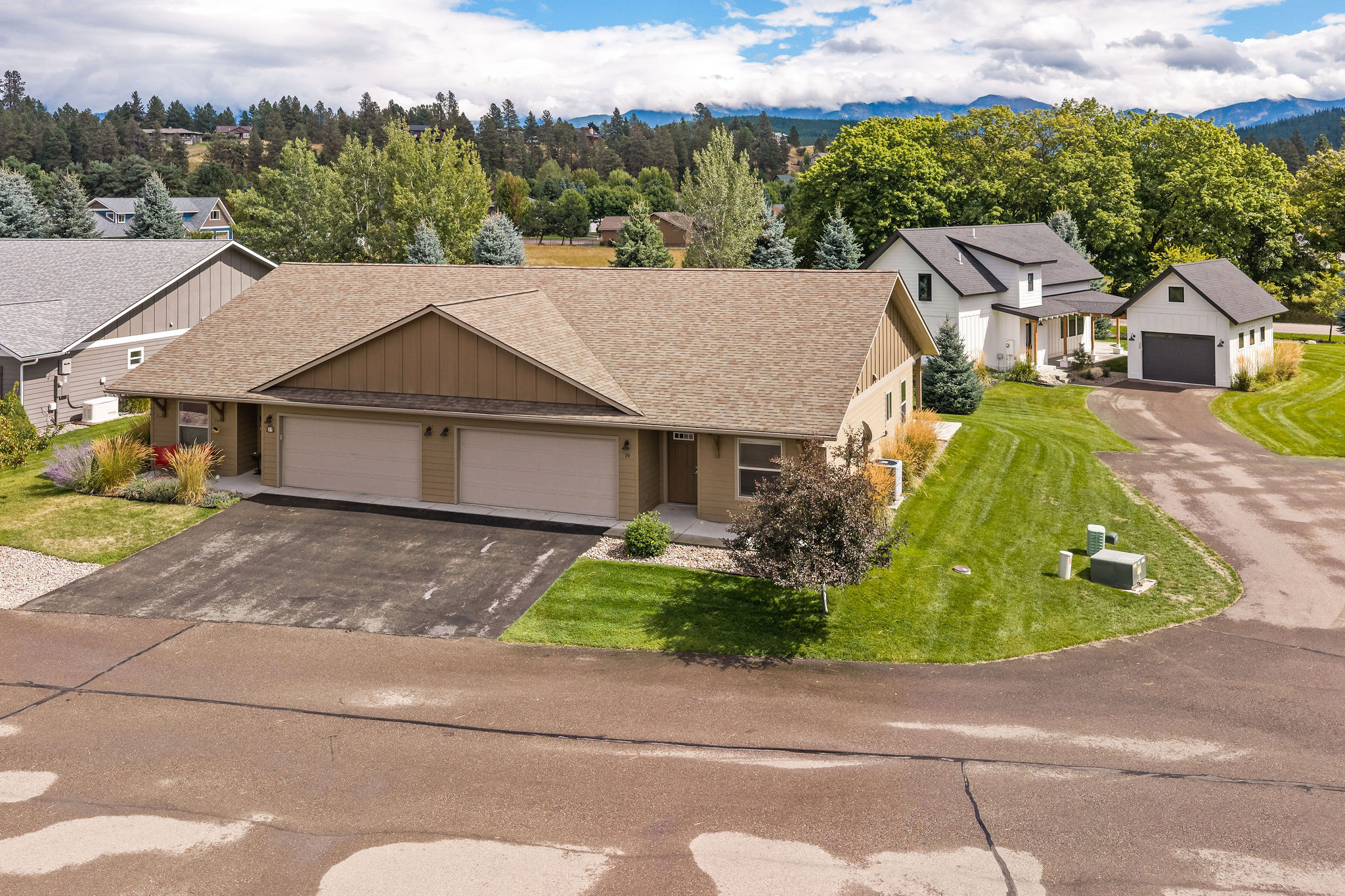 19 Crossbuck Trail