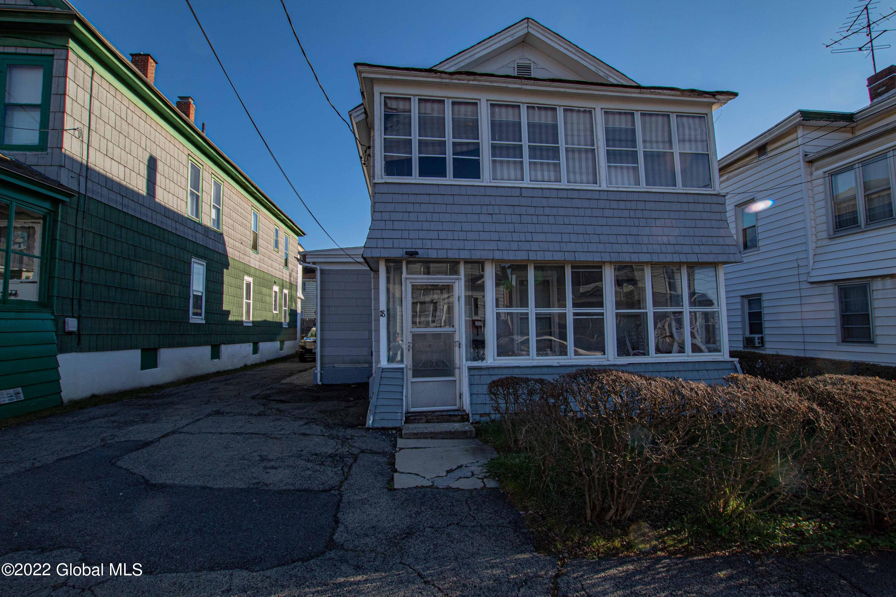18 Eagle Street
