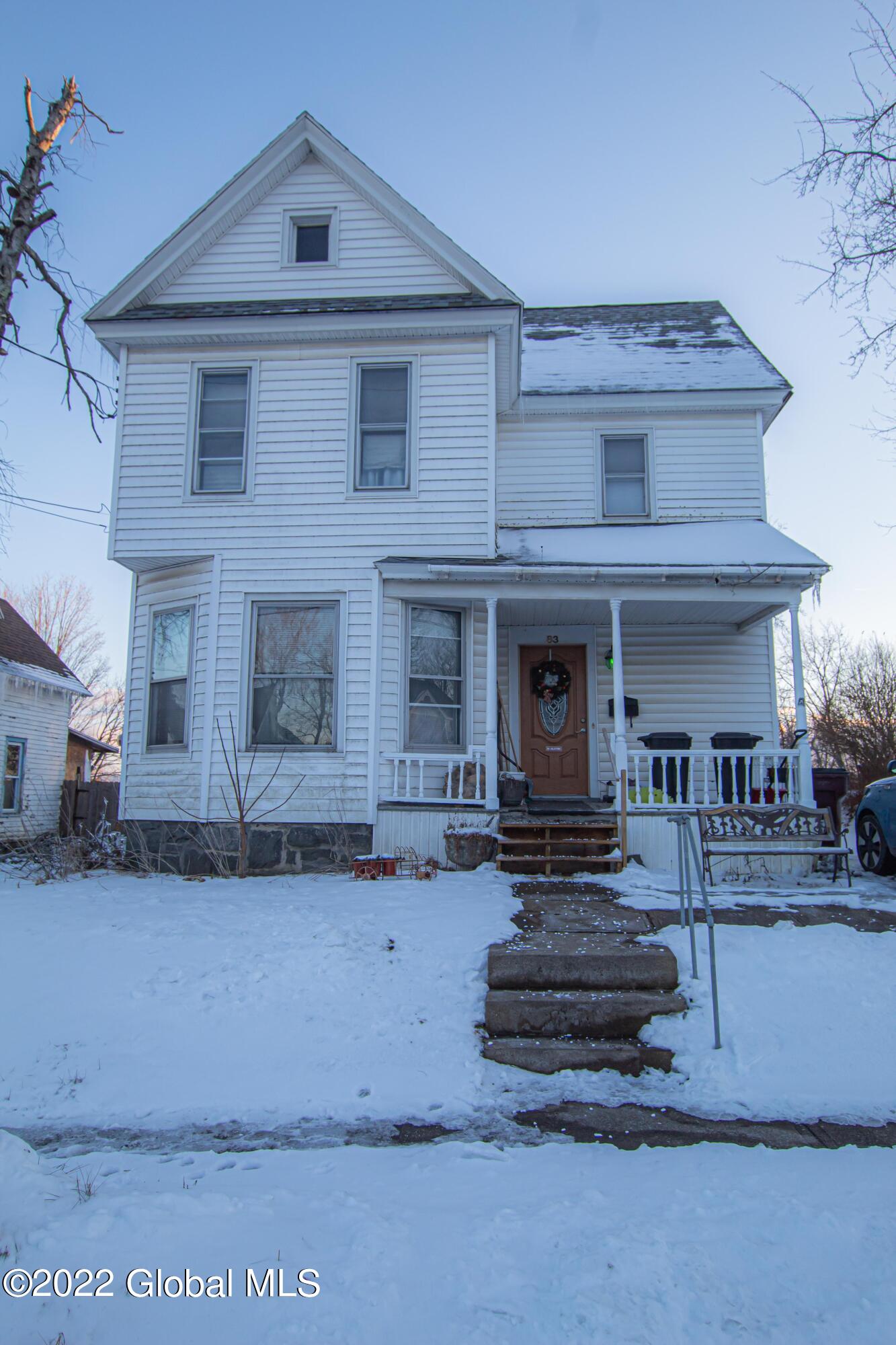 83 W Pine Street