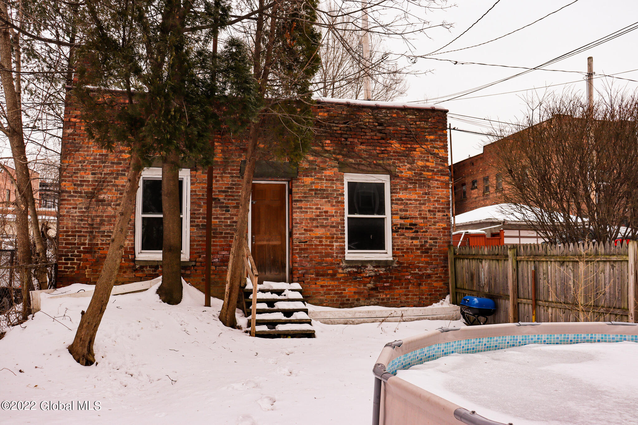 365 4th Street