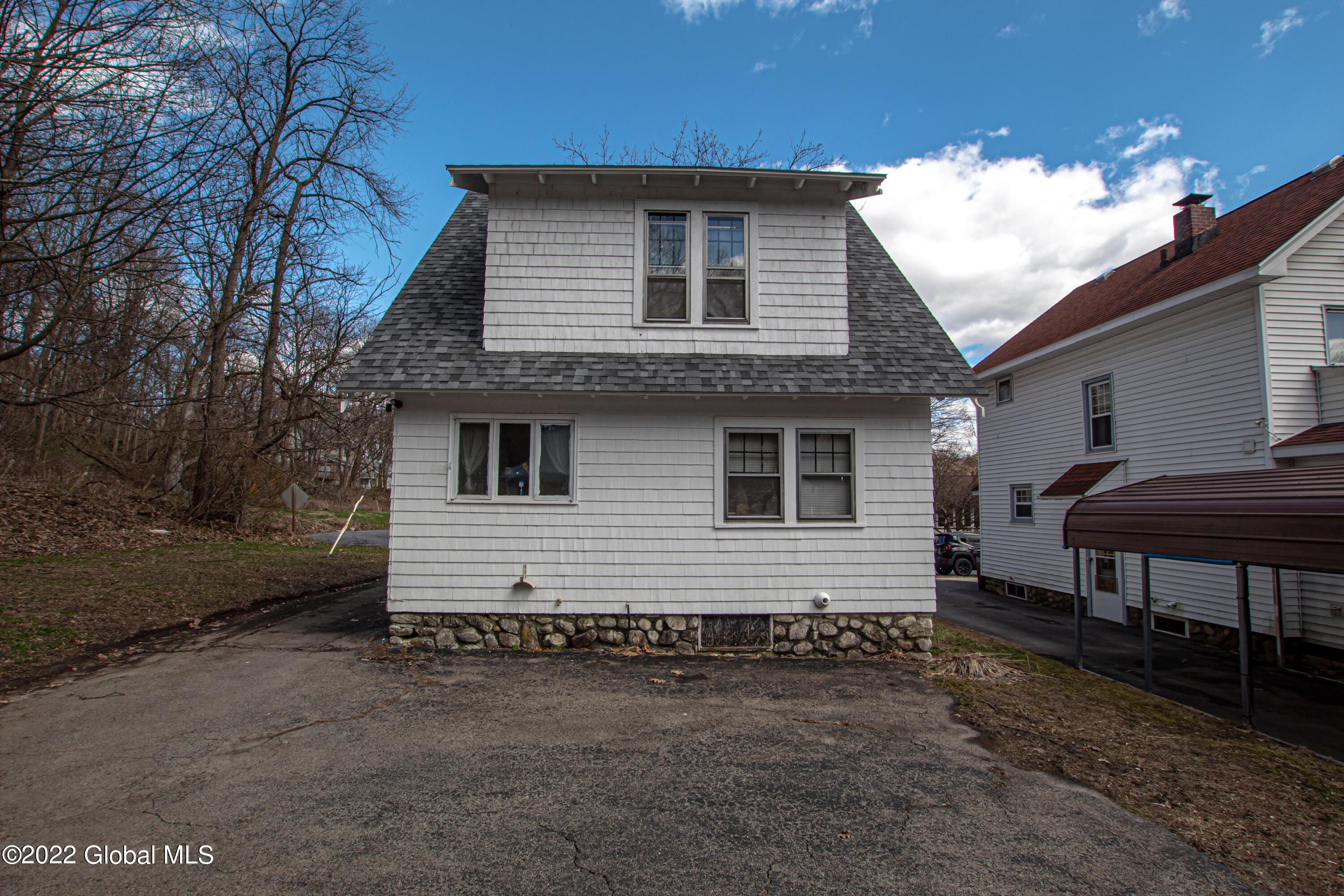 37 Lexington Avenue