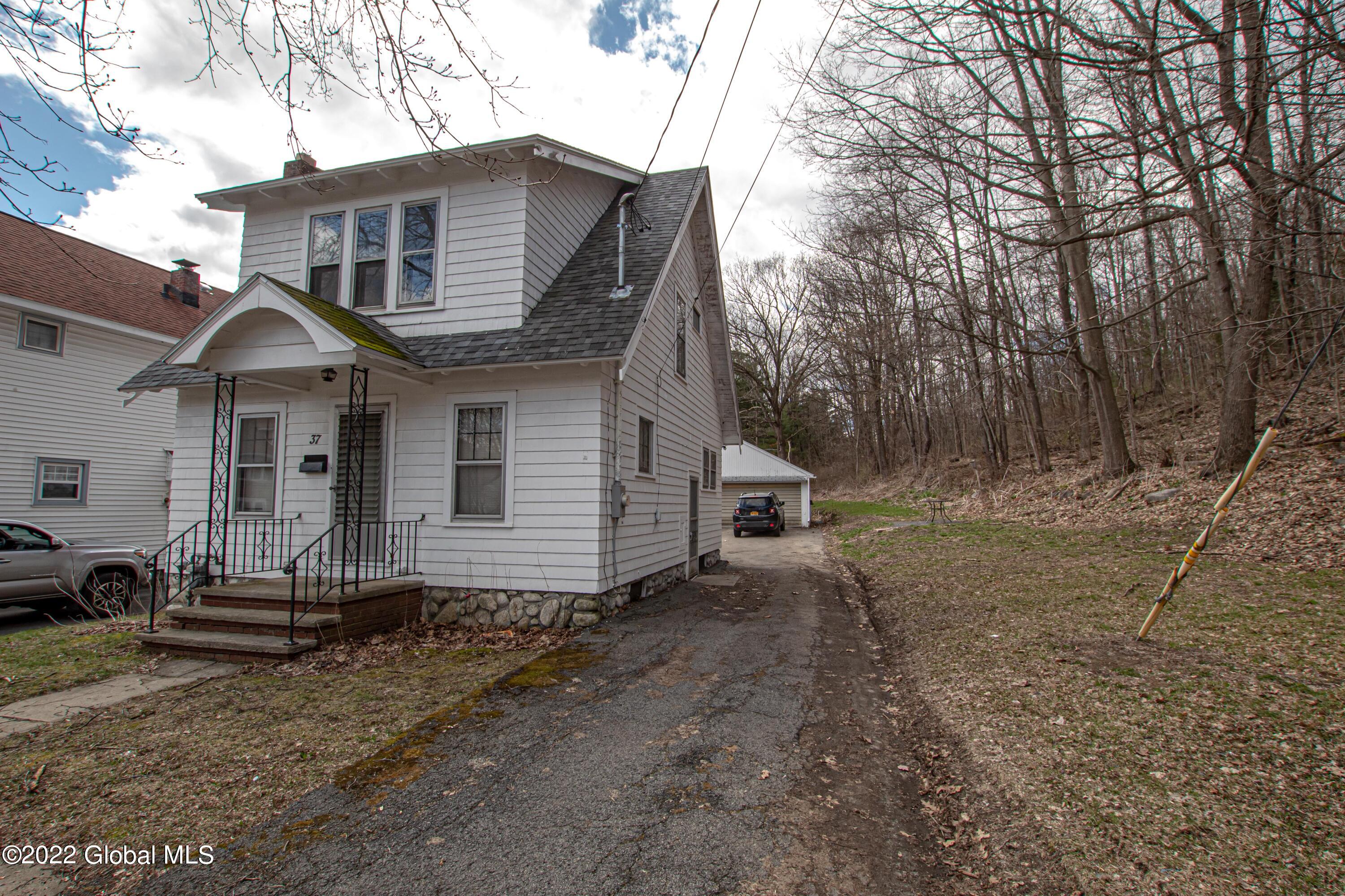 37 Lexington Avenue