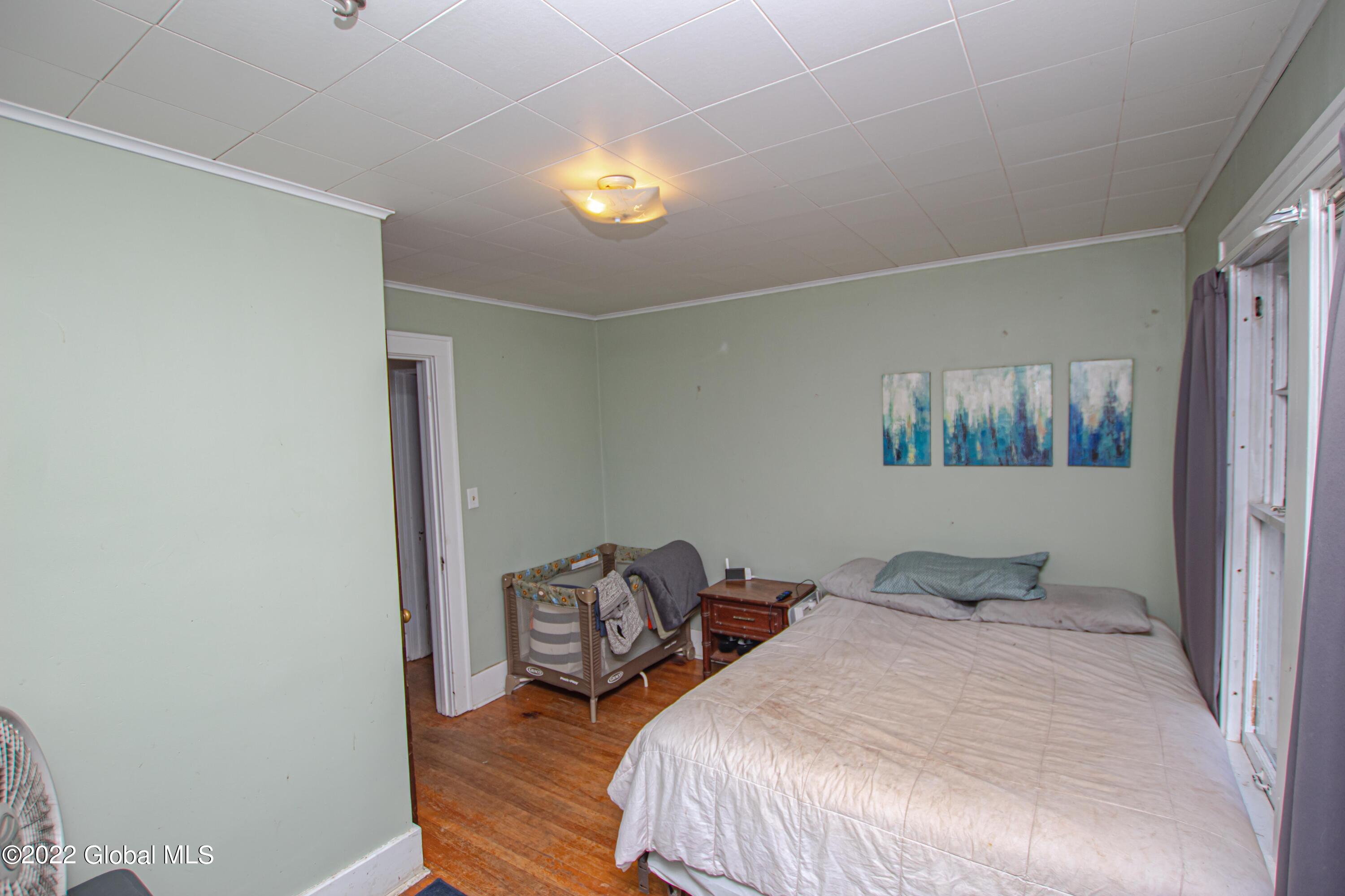 37 Lexington Avenue