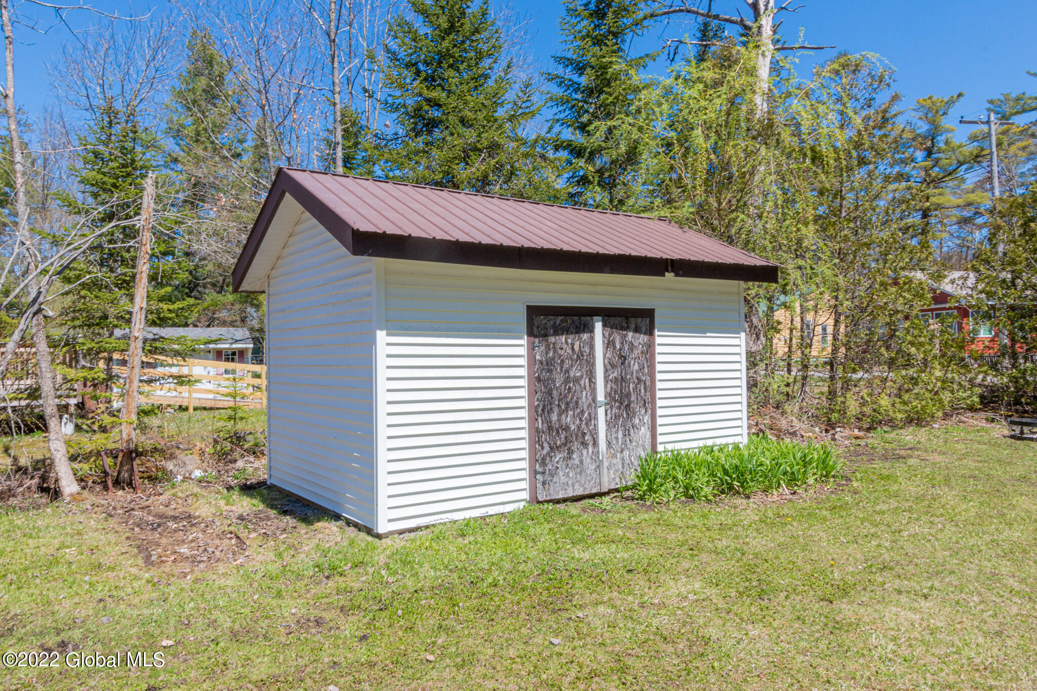115 Pine Avenue