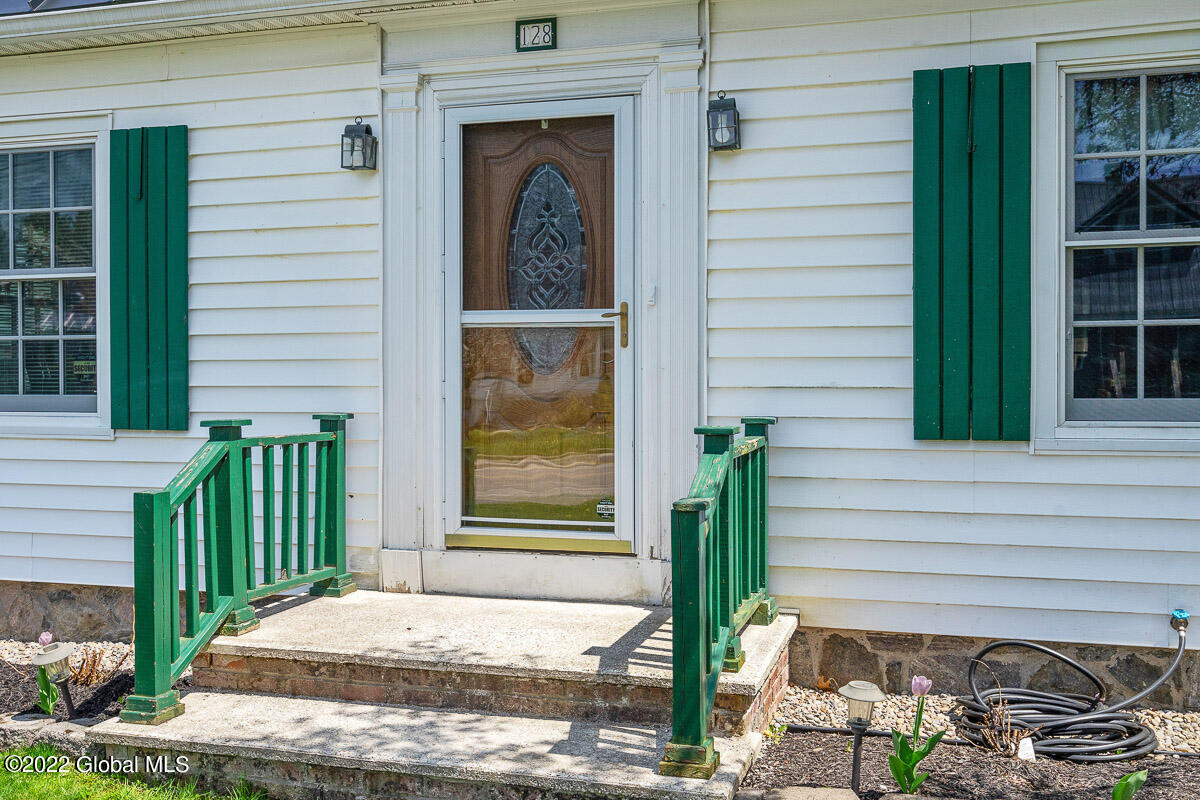 128 Easterly Street