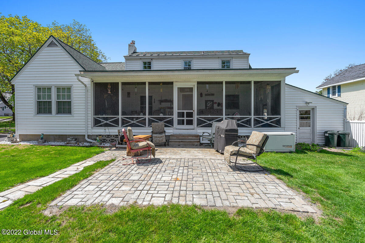128 Easterly Street