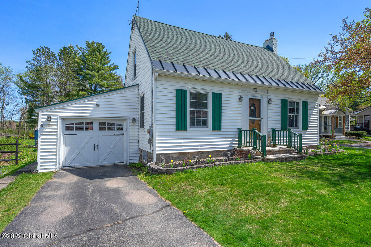 128 Easterly Street