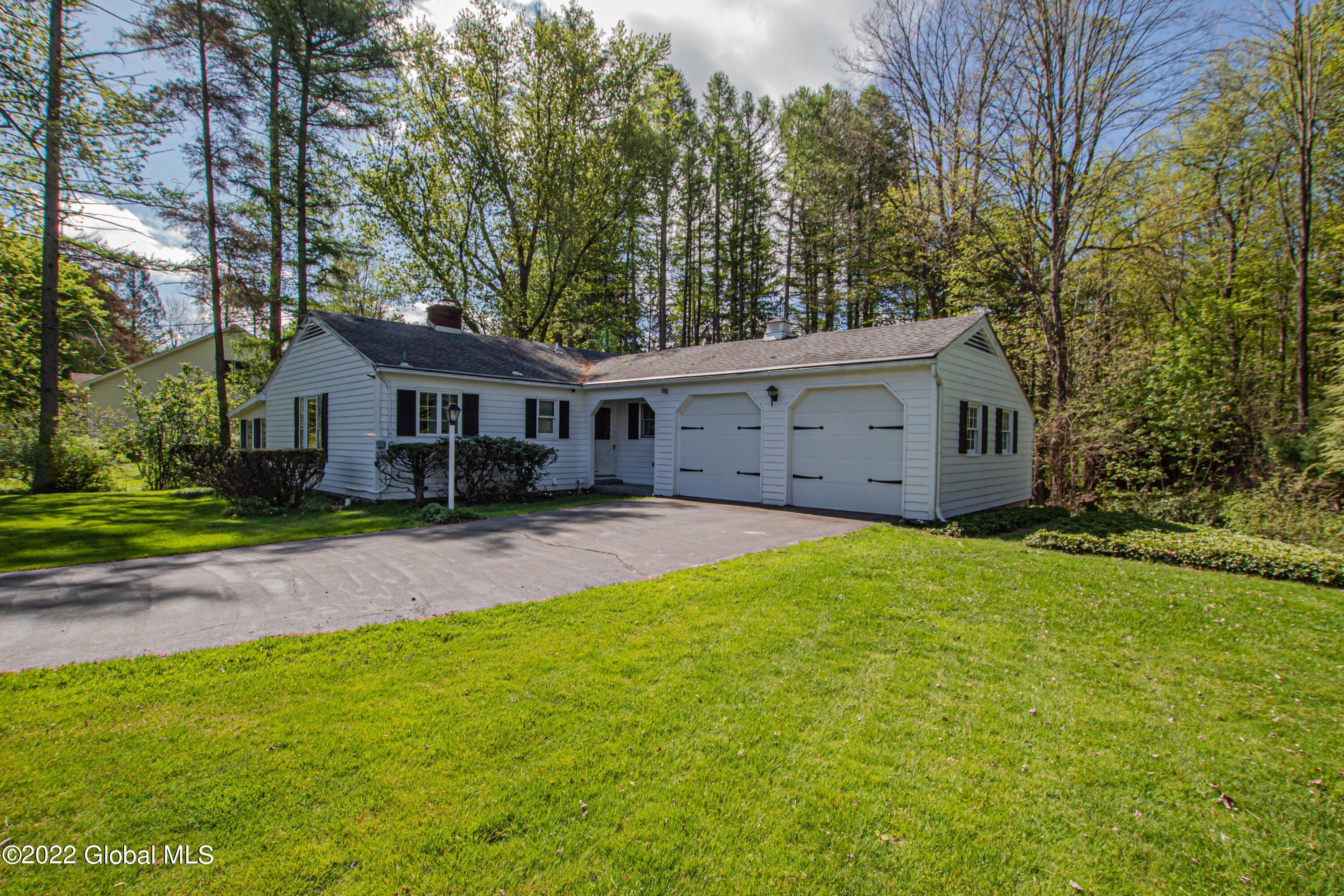3331 NY Highway 43