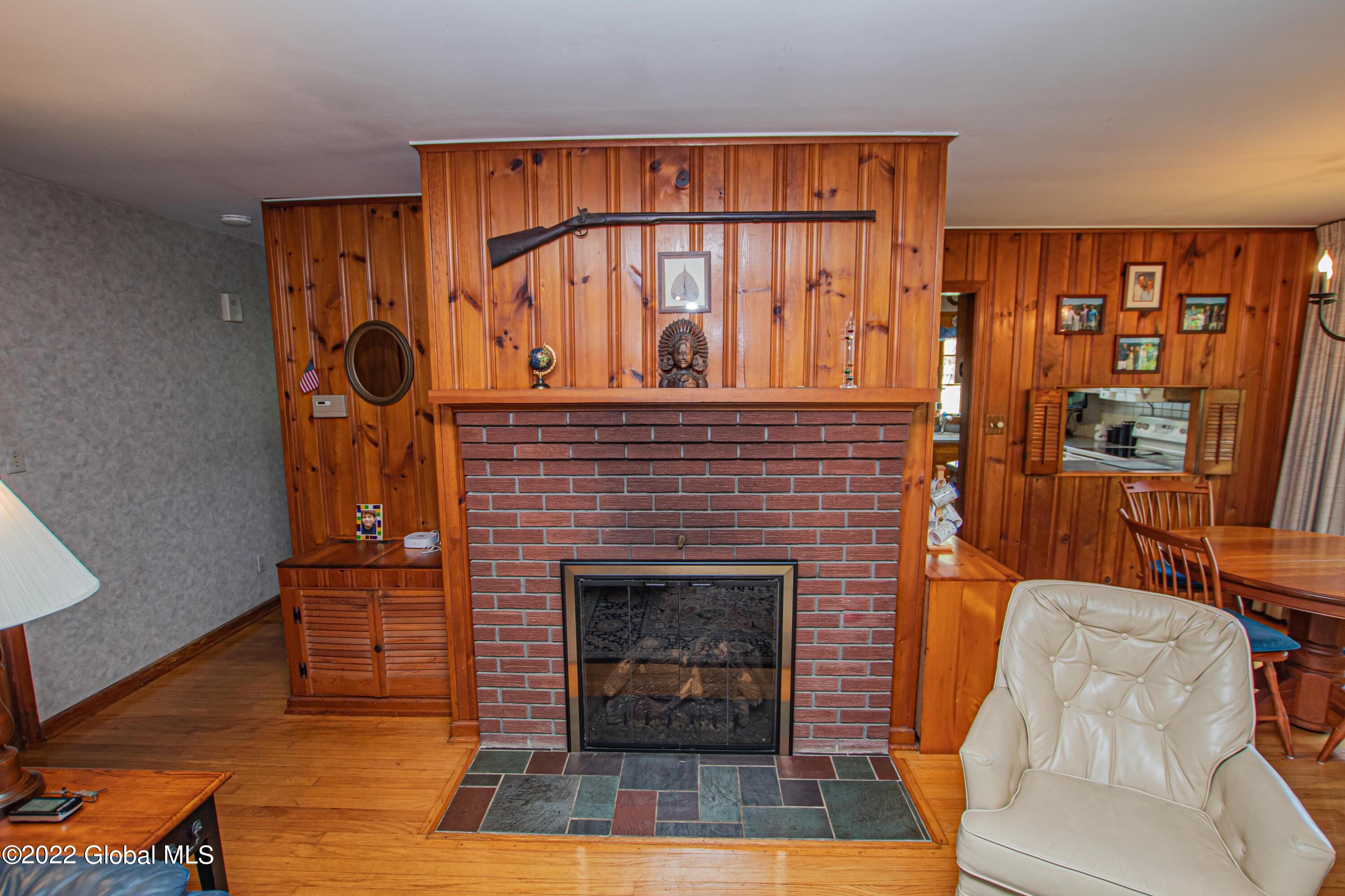 3331 NY Highway 43