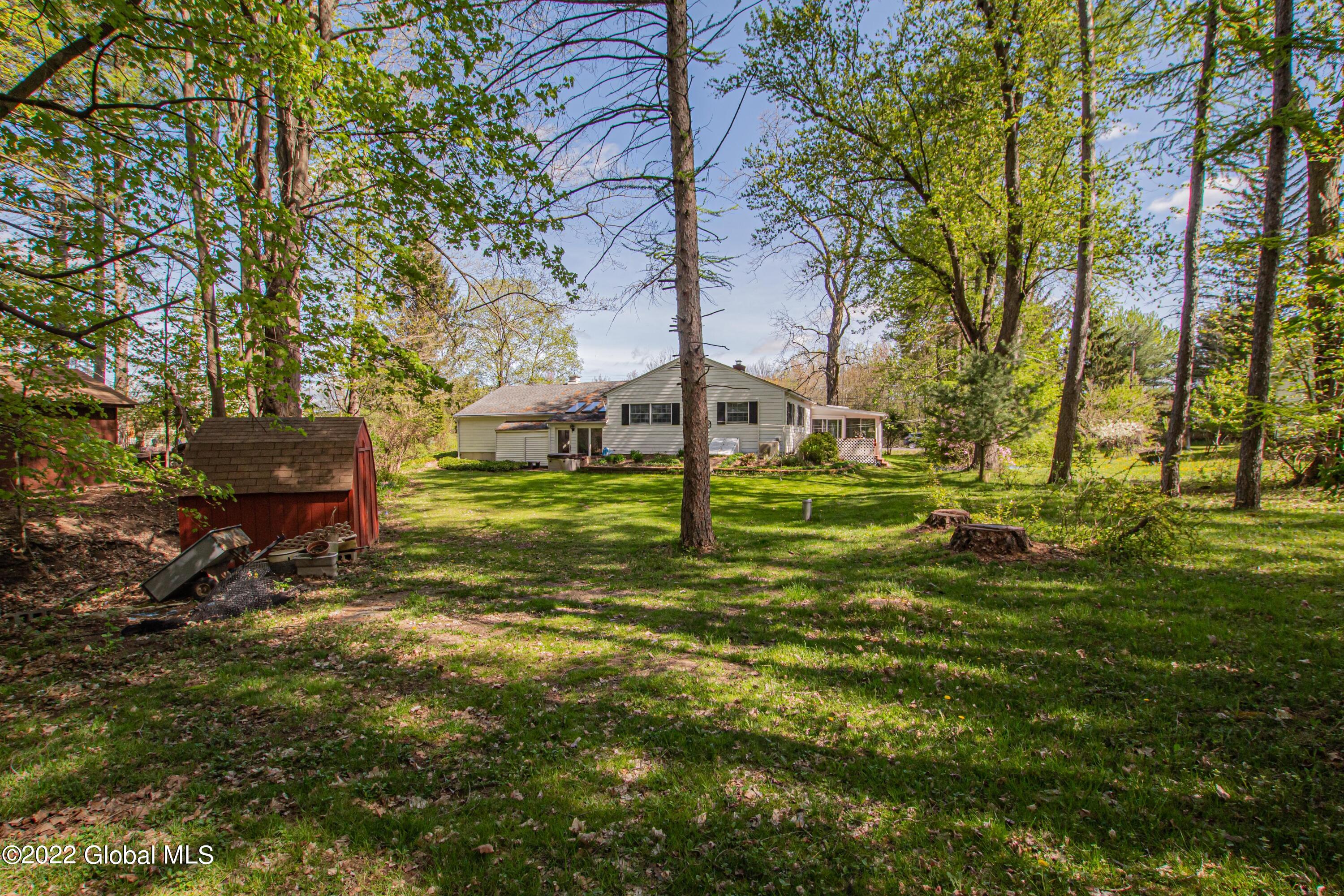 3331 NY Highway 43