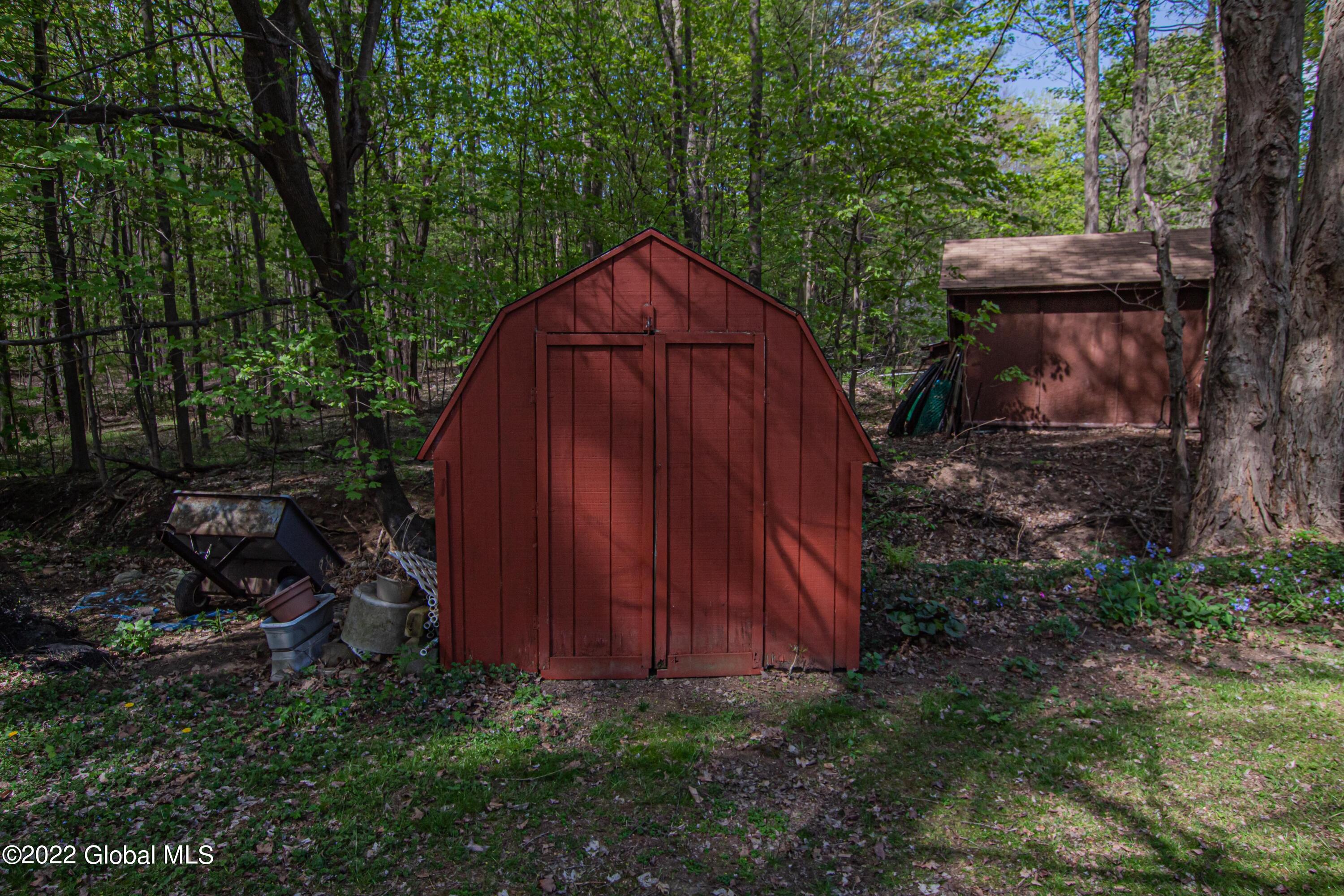 3331 NY Highway 43