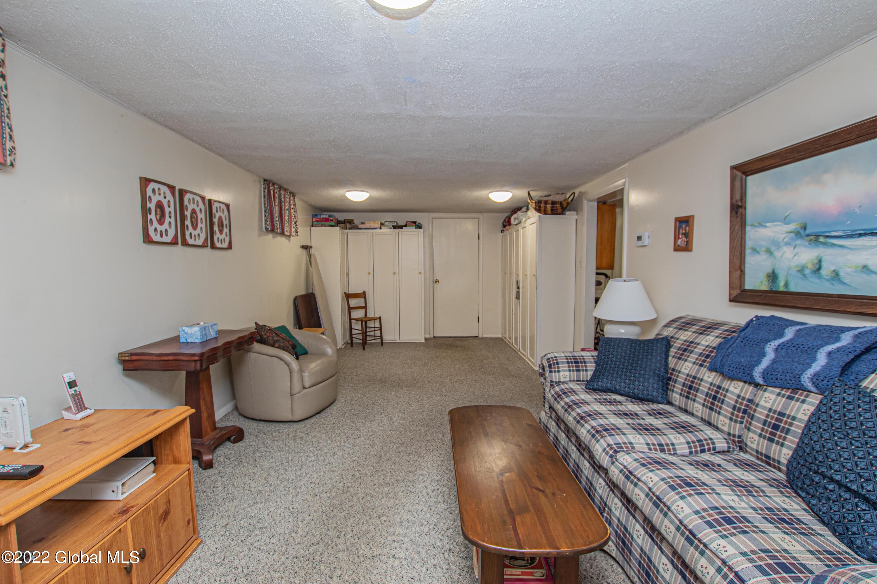 3331 NY Highway 43