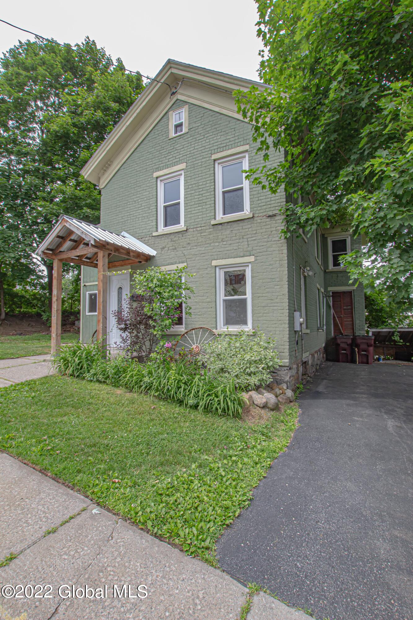 4 Wells Street