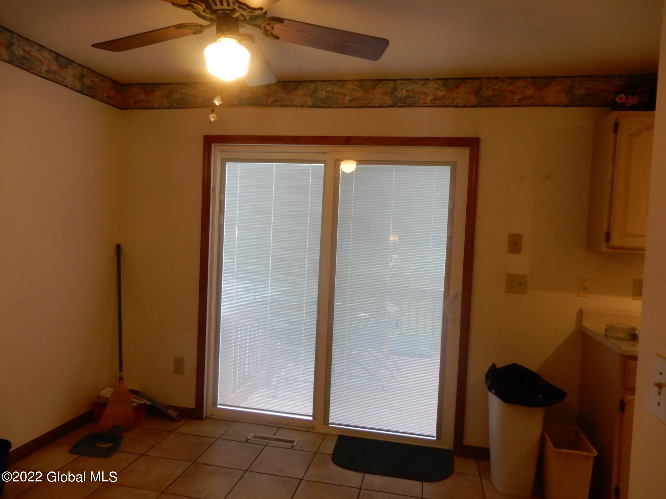 15 Stratton Circle