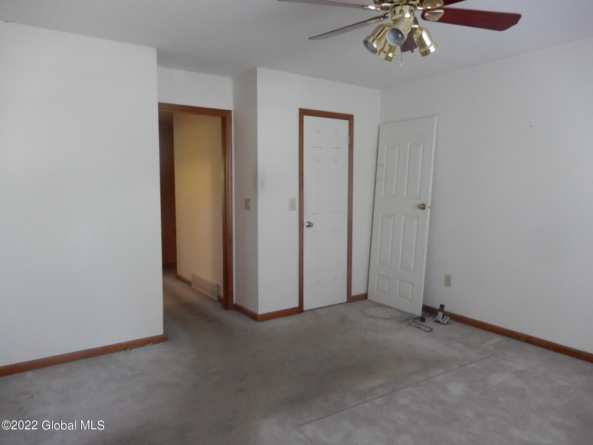 15 Stratton Circle