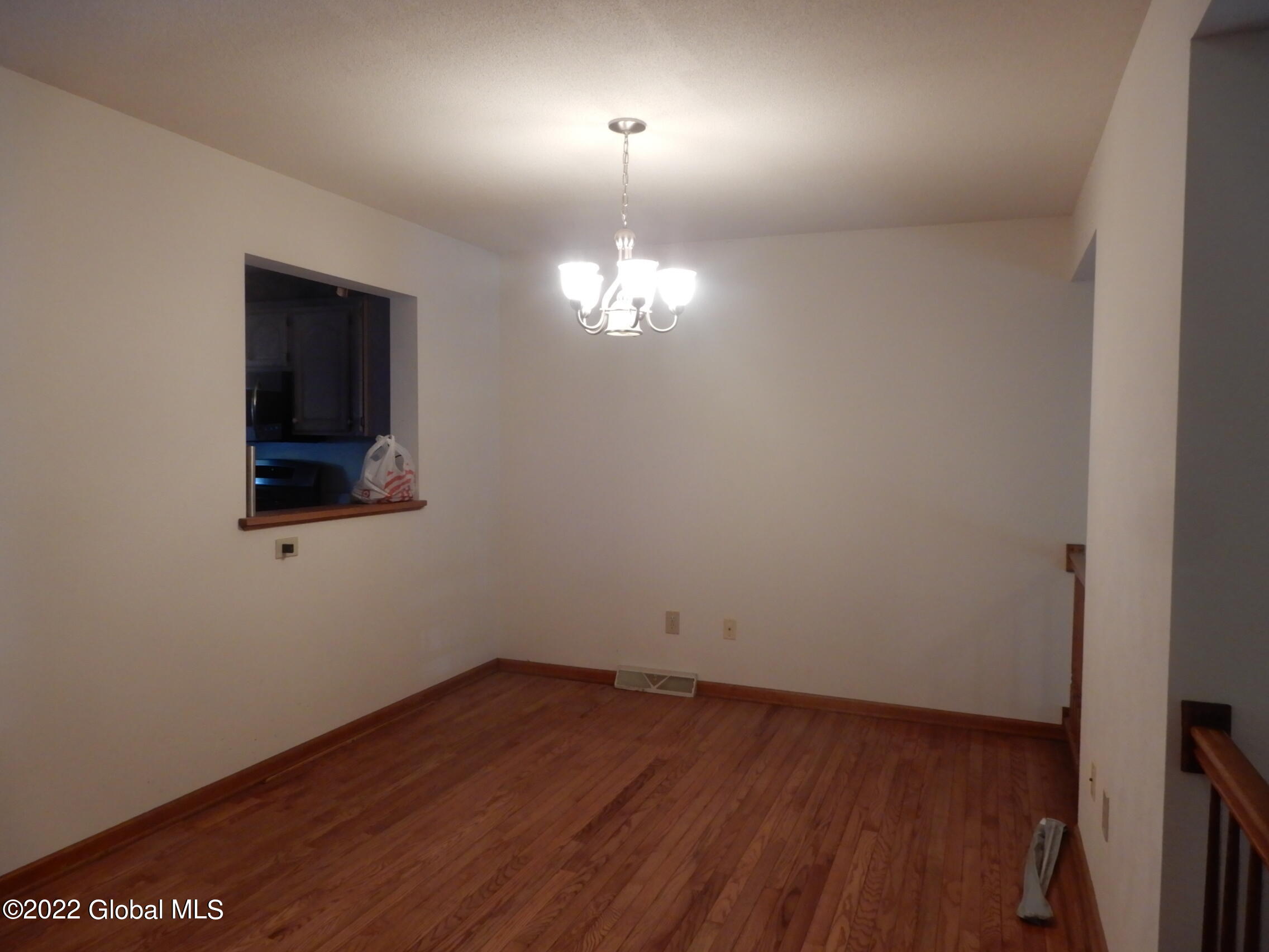 15 Stratton Circle
