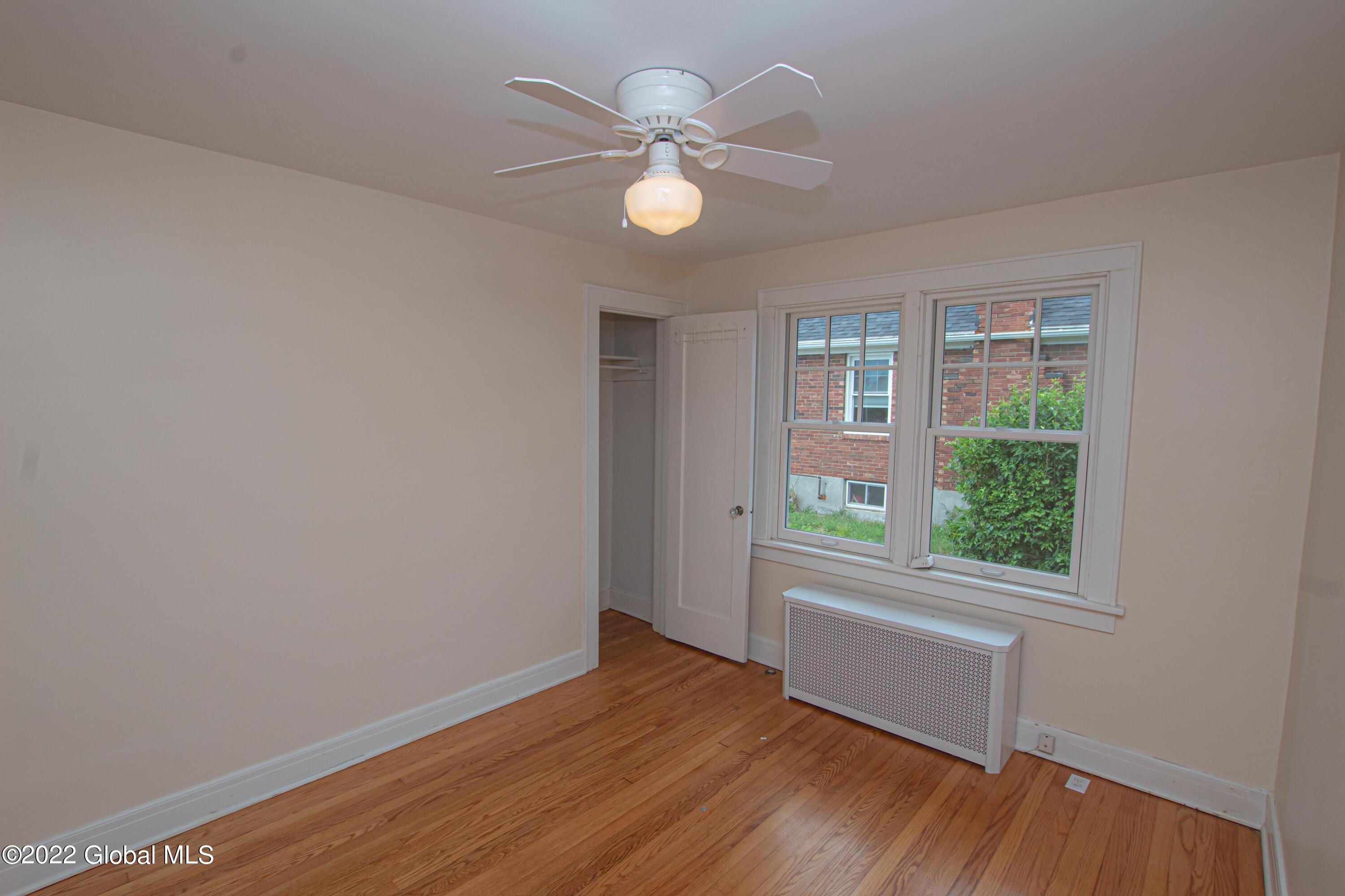8 Center View Drive