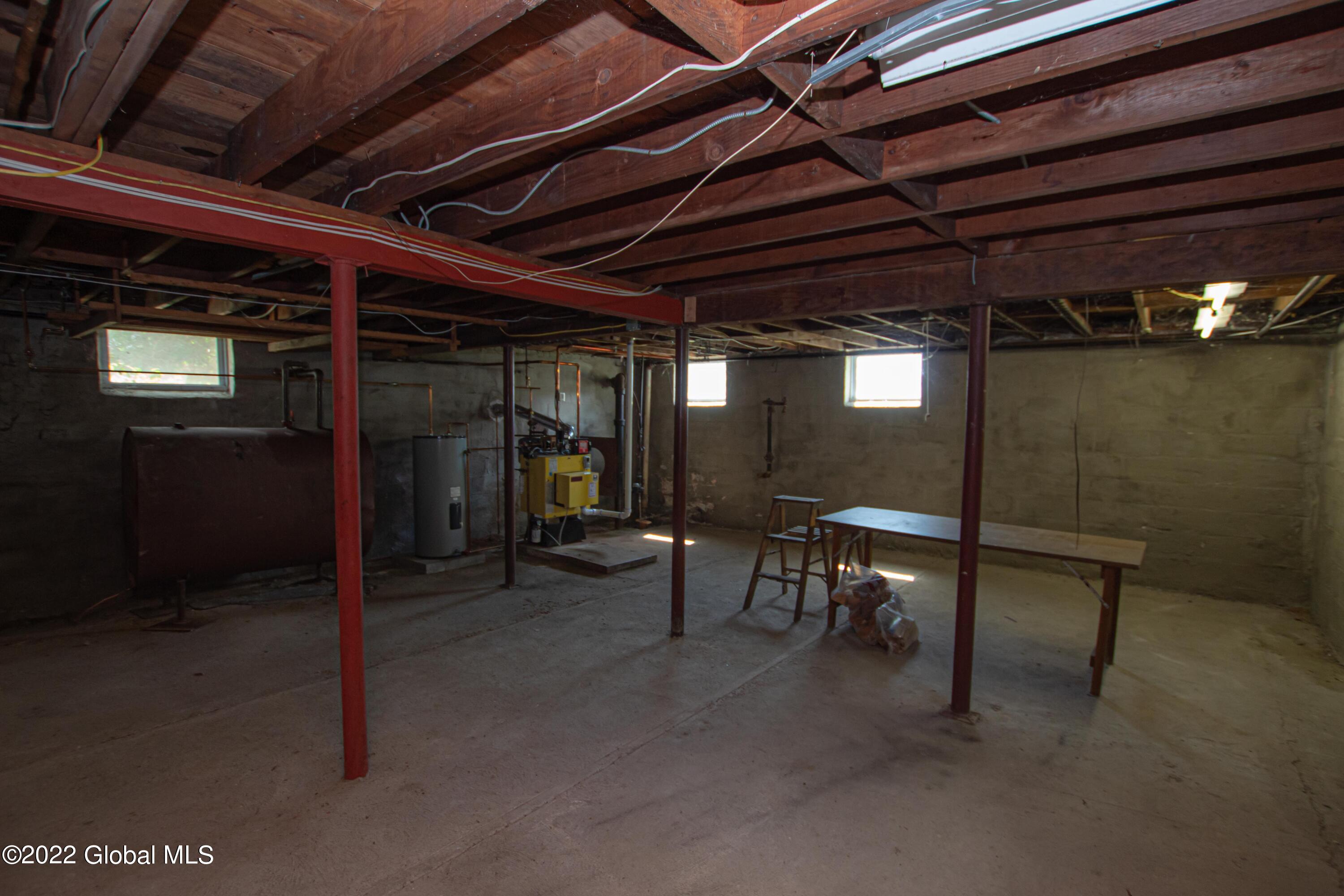 8 Center View Drive