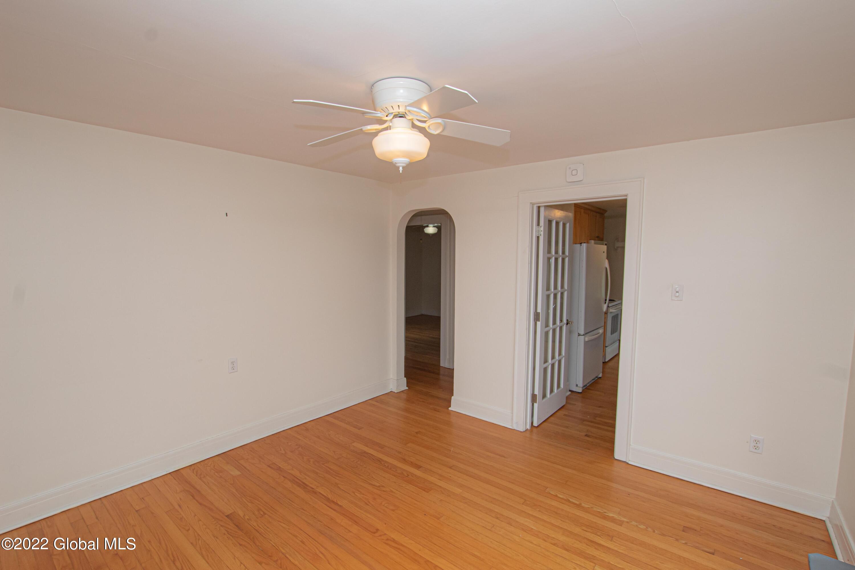 8 Center View Drive