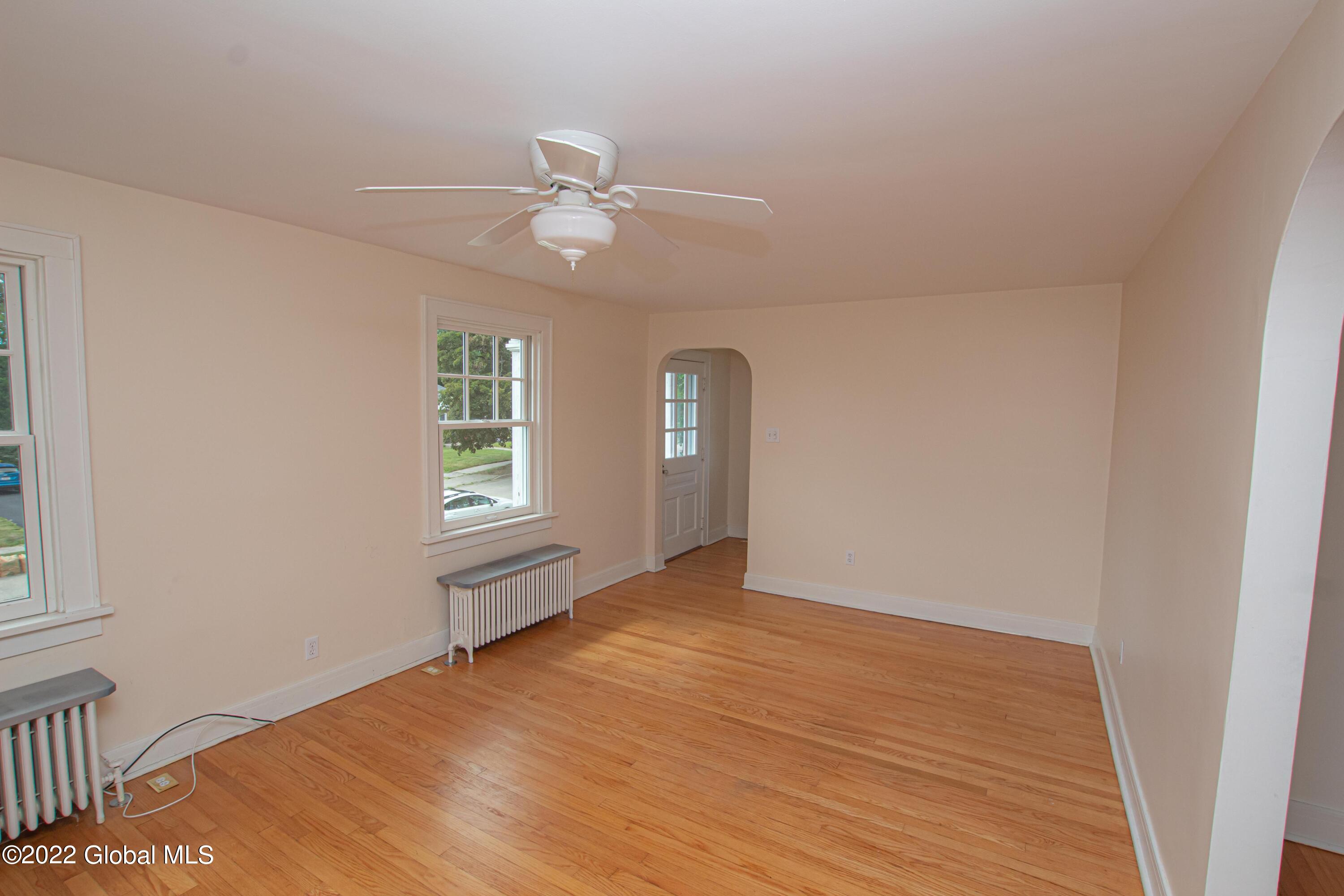 8 Center View Drive