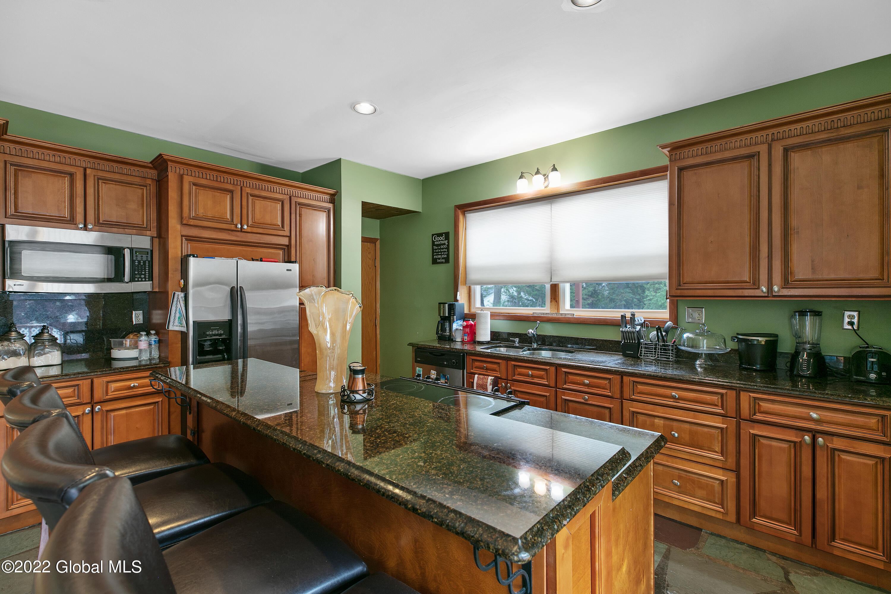 161 Holmes Dale