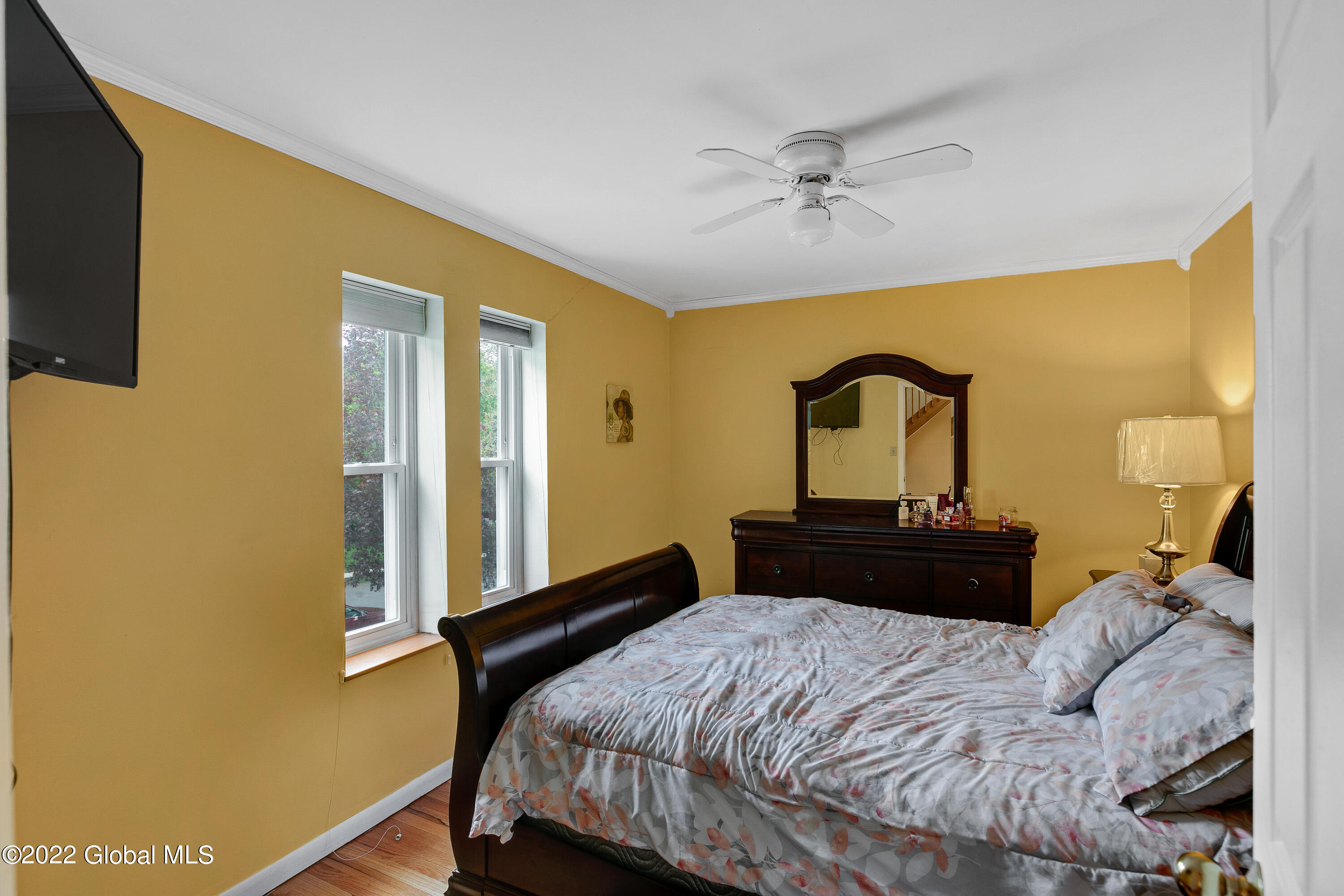161 Holmes Dale