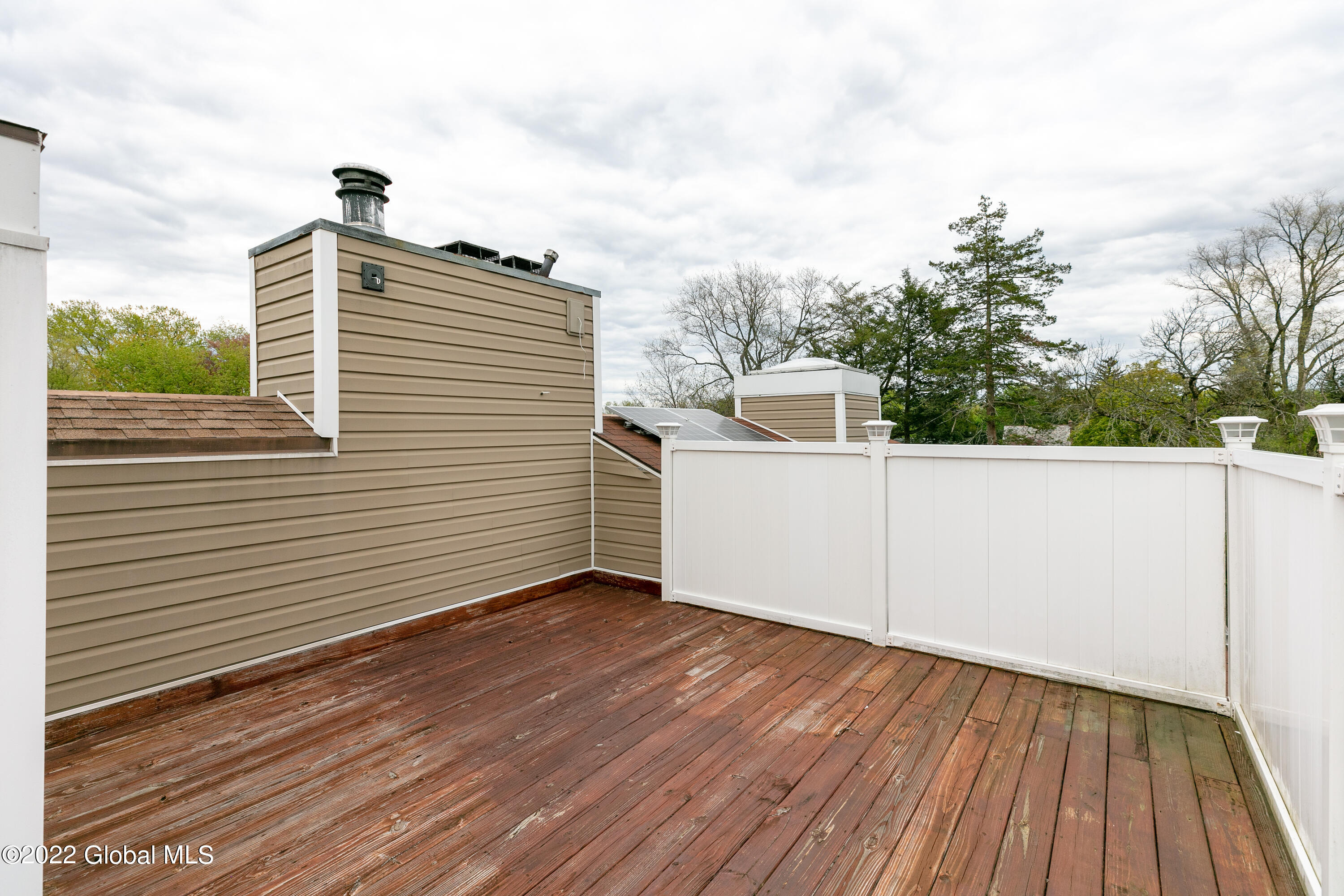 161 Holmes Dale