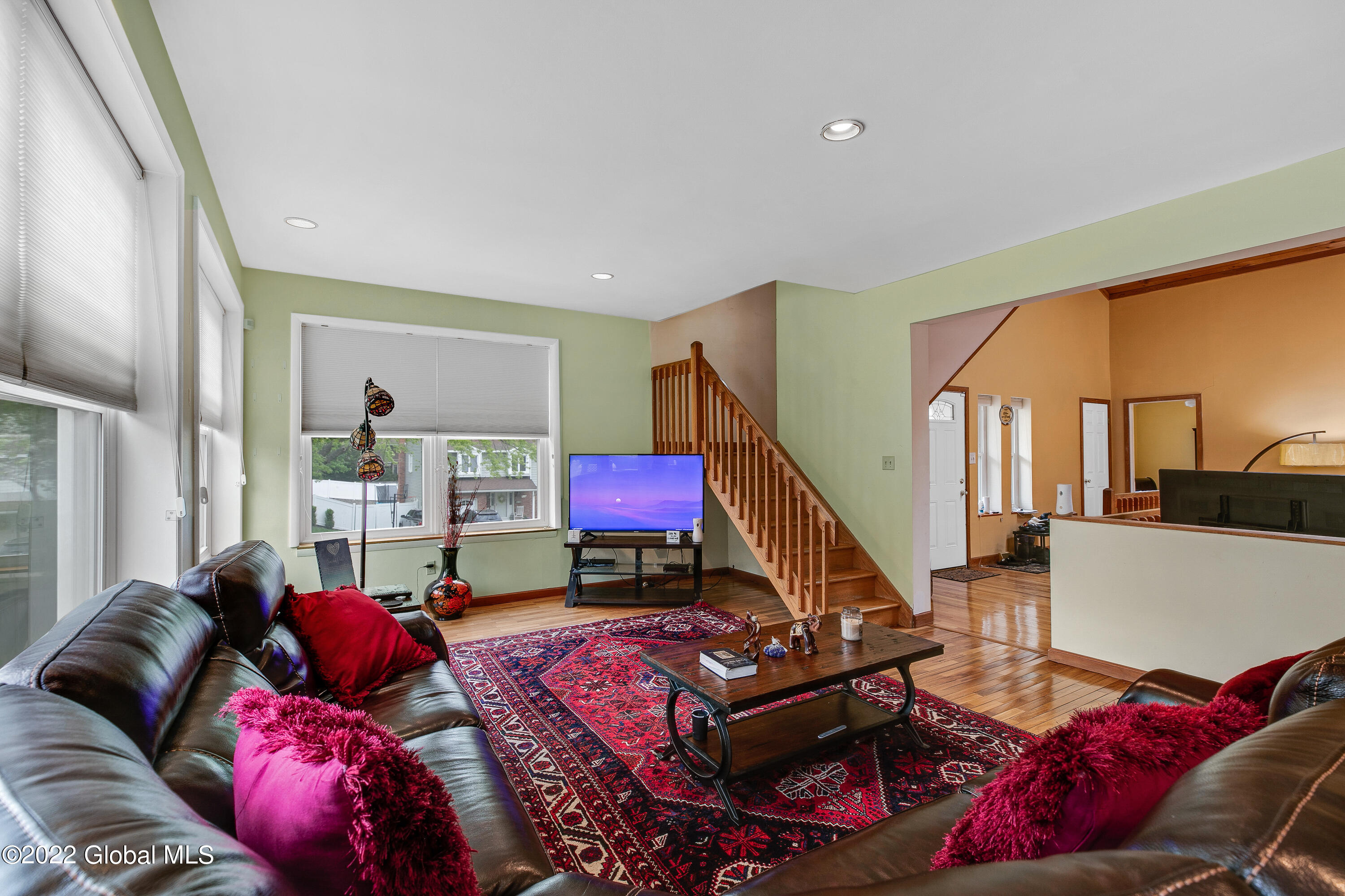 161 Holmes Dale