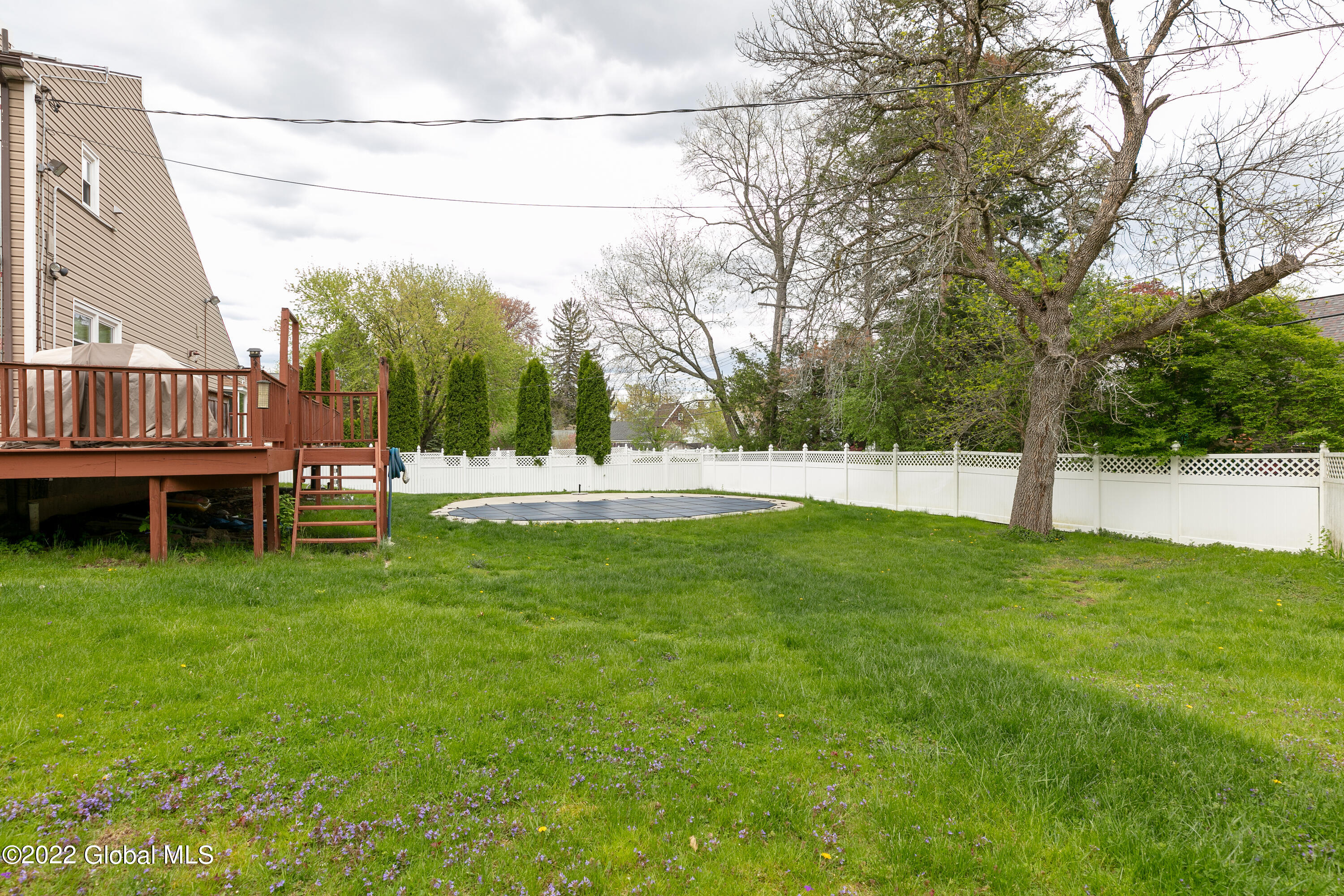 161 Holmes Dale