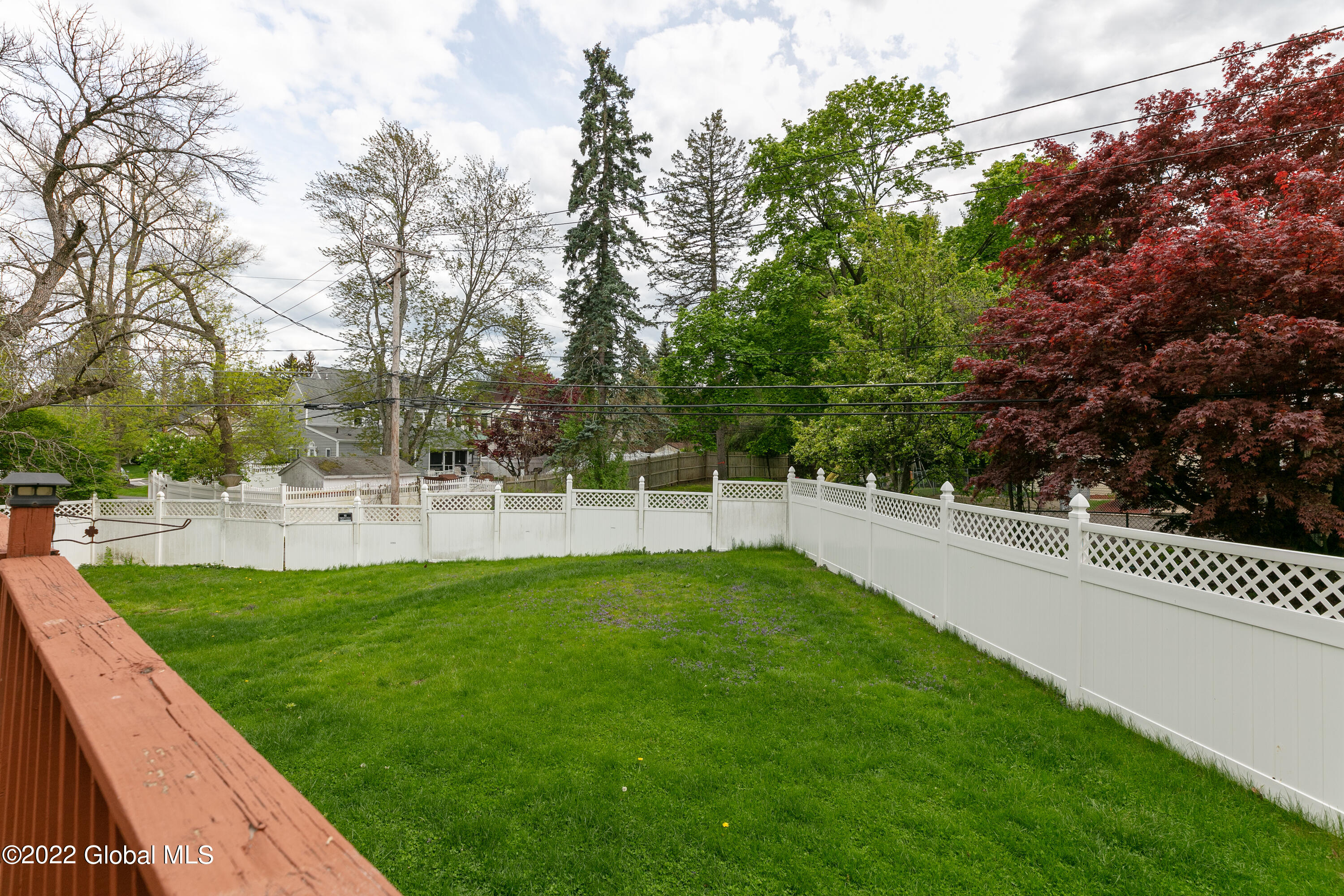 161 Holmes Dale
